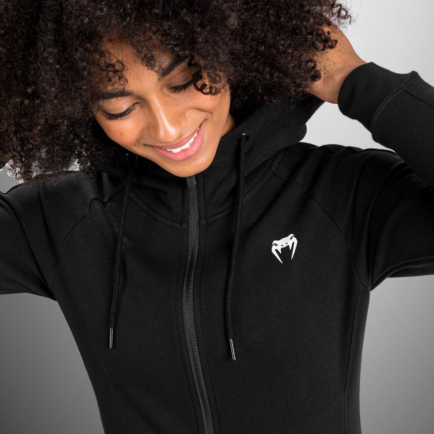 Venum Essential Hoodie - Zwart