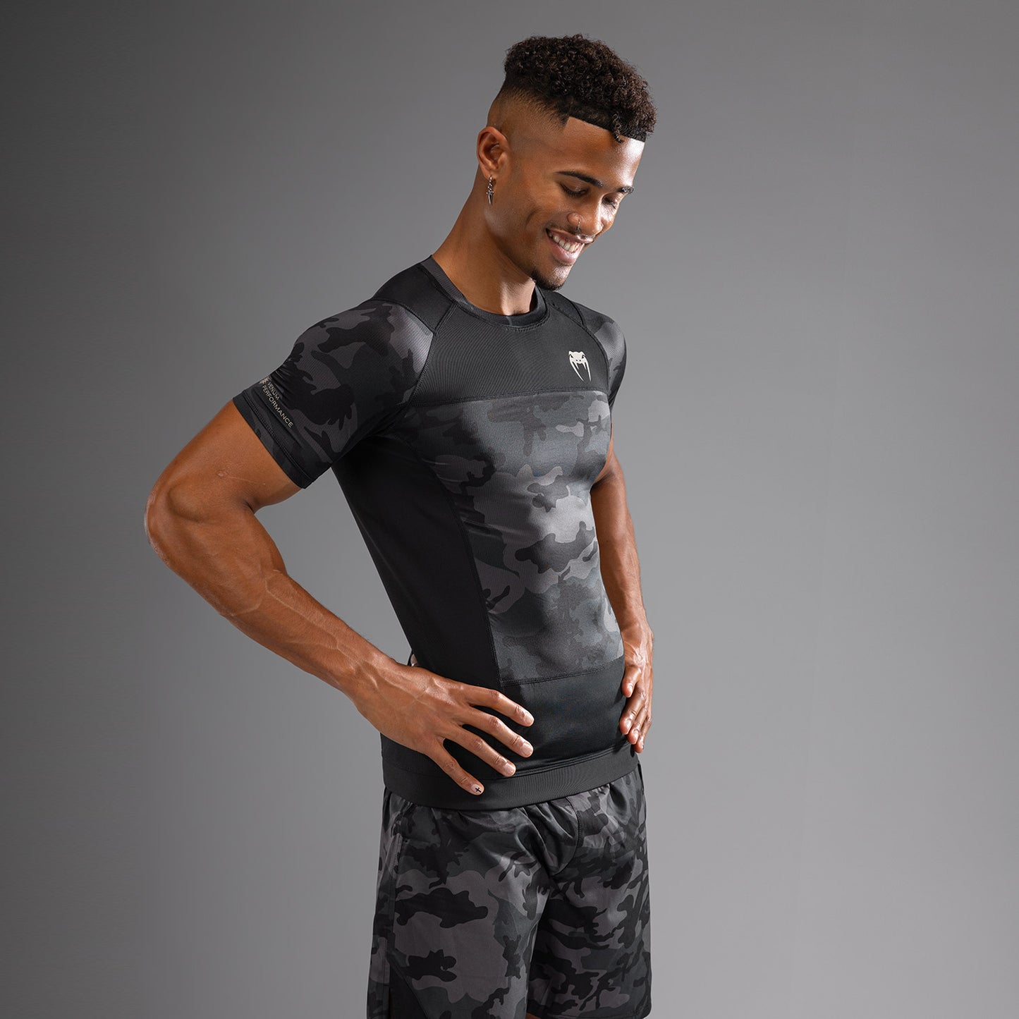 Venum G-Fit Air Korte Mouw Rashguard Heren - Urbaan Camo