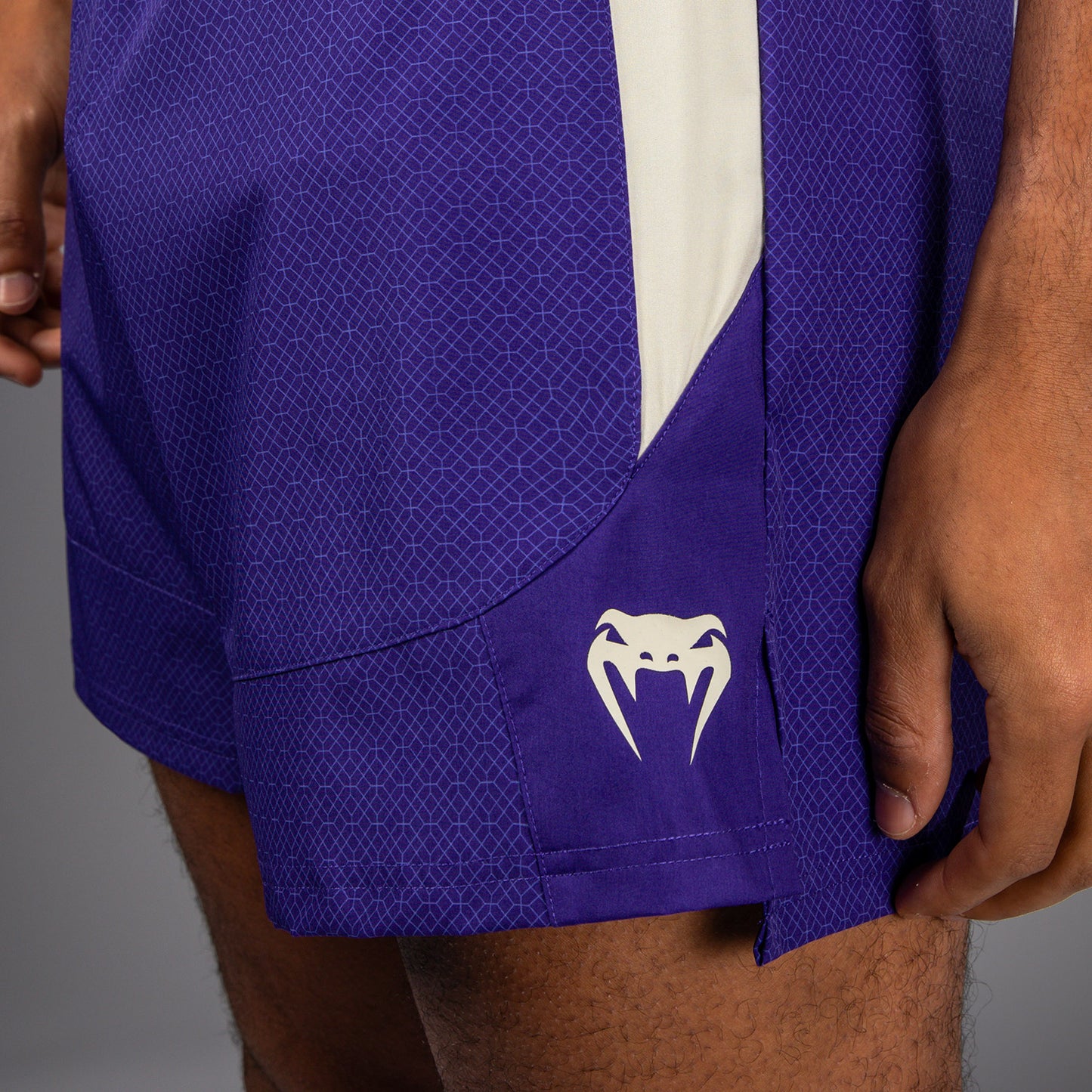 Venum x Roger Gracie Academy Fightshorts - Paars