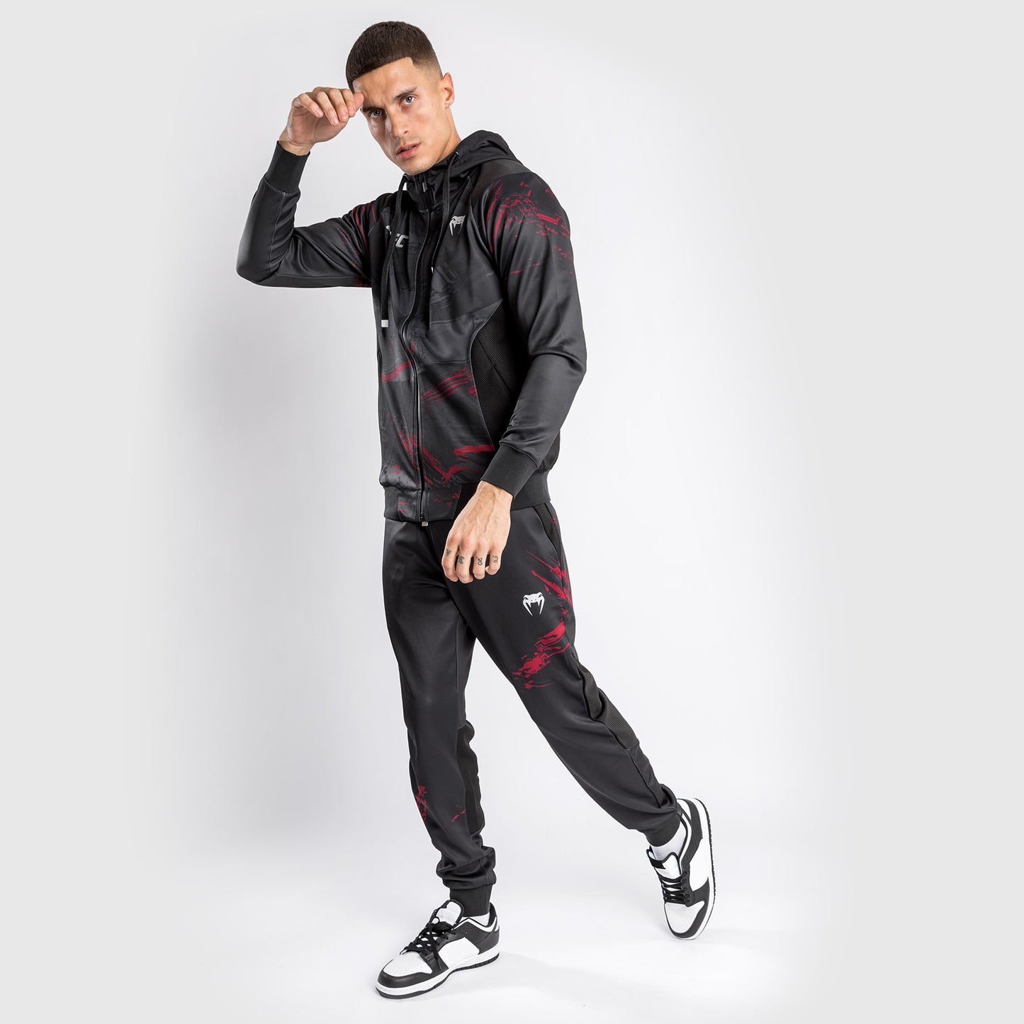 UFC Venum Authentic Fight Week 2.0 Sweatshirt met Rits - Zwart/Rood