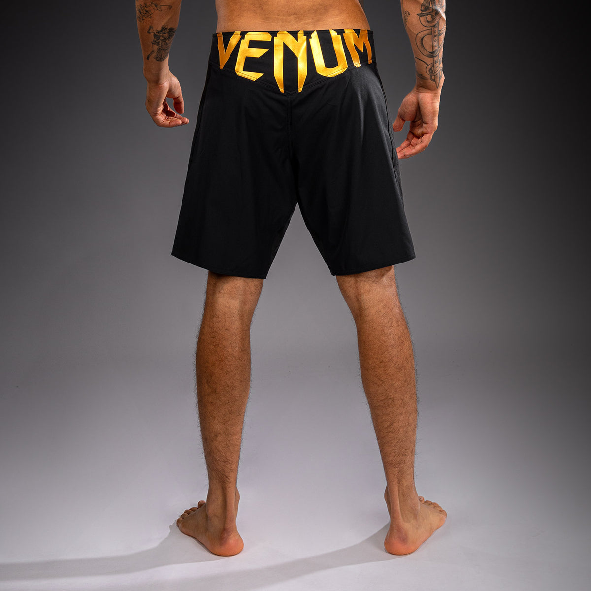 Venum Attack Fightshort - Zwart/Goud