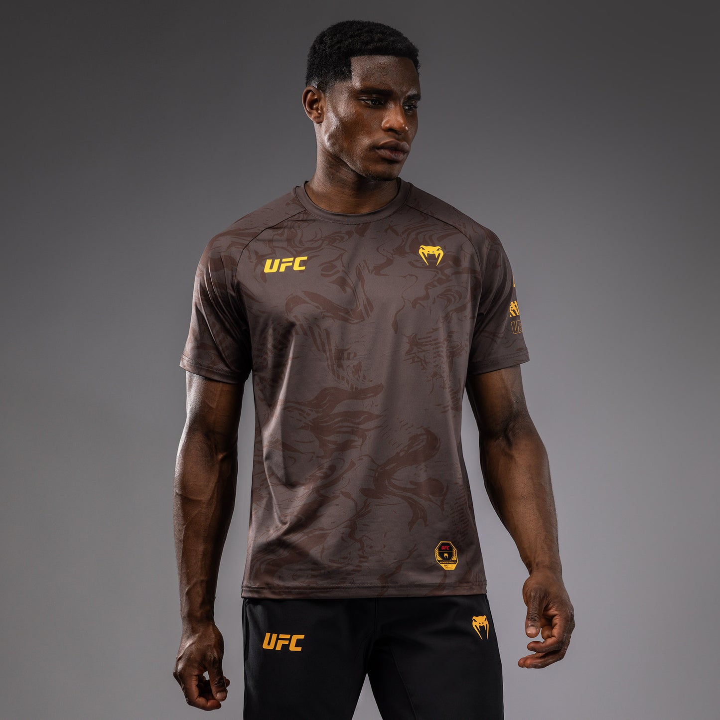 UFC Fusion by Venum Fight Week Dry-Tech T-shirt voor Heren - Earthen Brown