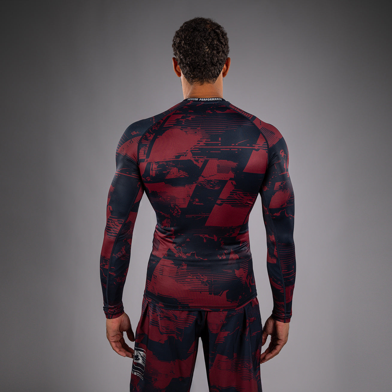 UFC Zenith by Venum Authentic Fight Week Performance Longsleeve Rashguard Heren - Marineblauw/Bordeauxrood/Zilver