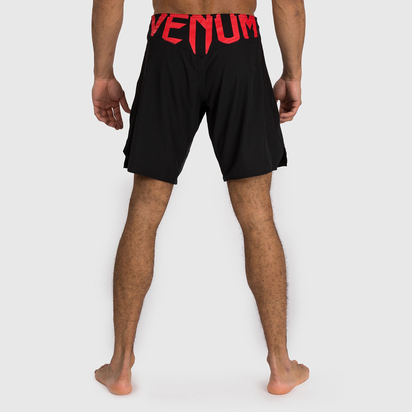 Venum Light 5.0 Vechtshorts - Zwart/Rood
