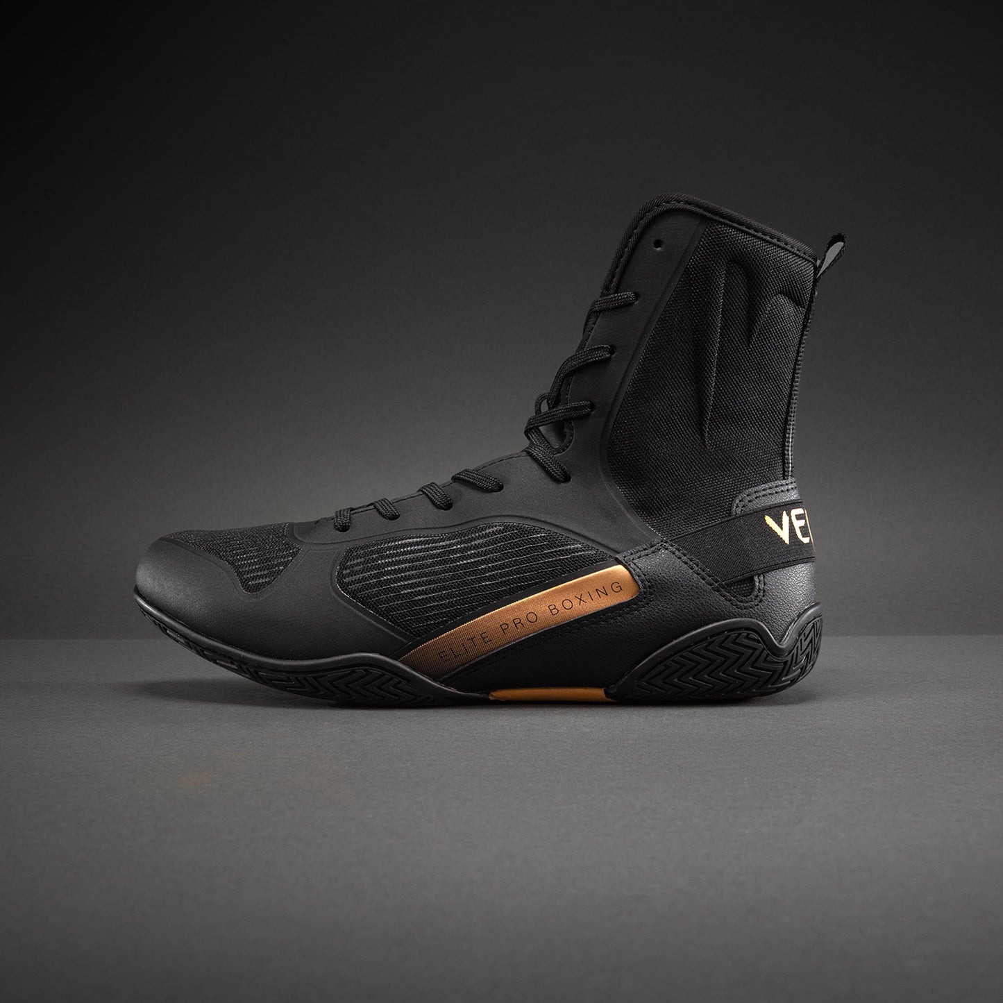 Venum Elite Neo Boksschoenen – Zwart/Goud