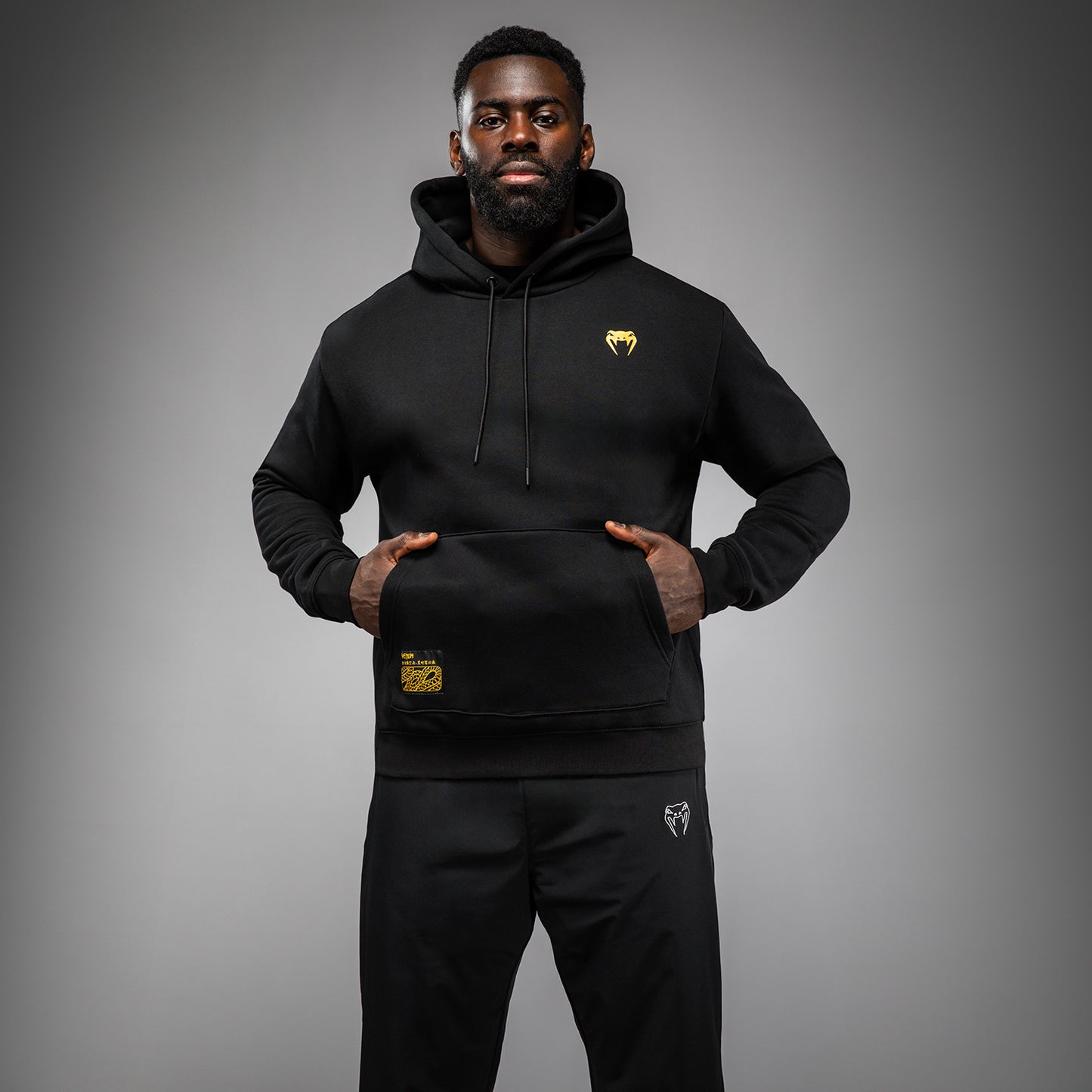 Venum Serpenti Hoodie – Zwart/Zilver/Goud