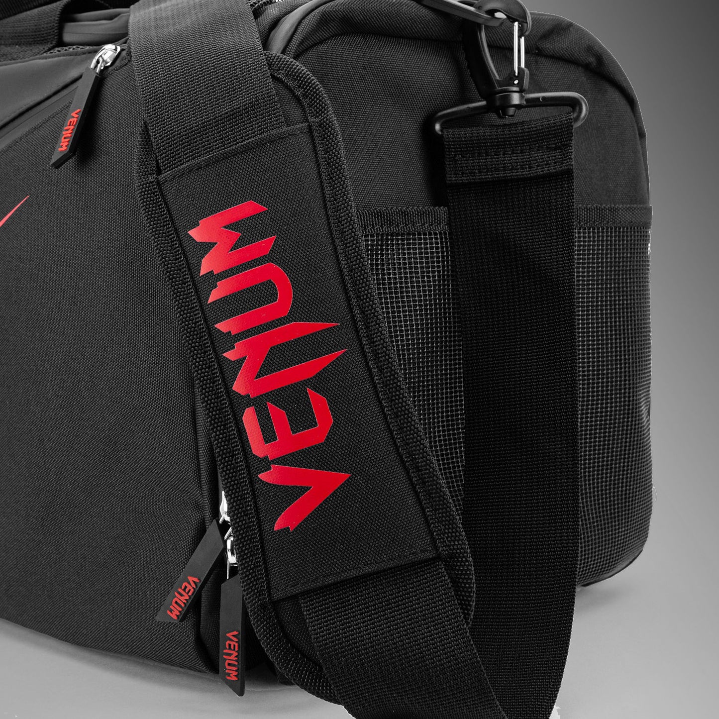 Venum Trainer Lite Evo Sporttassen (48L) – Zwart/Rood