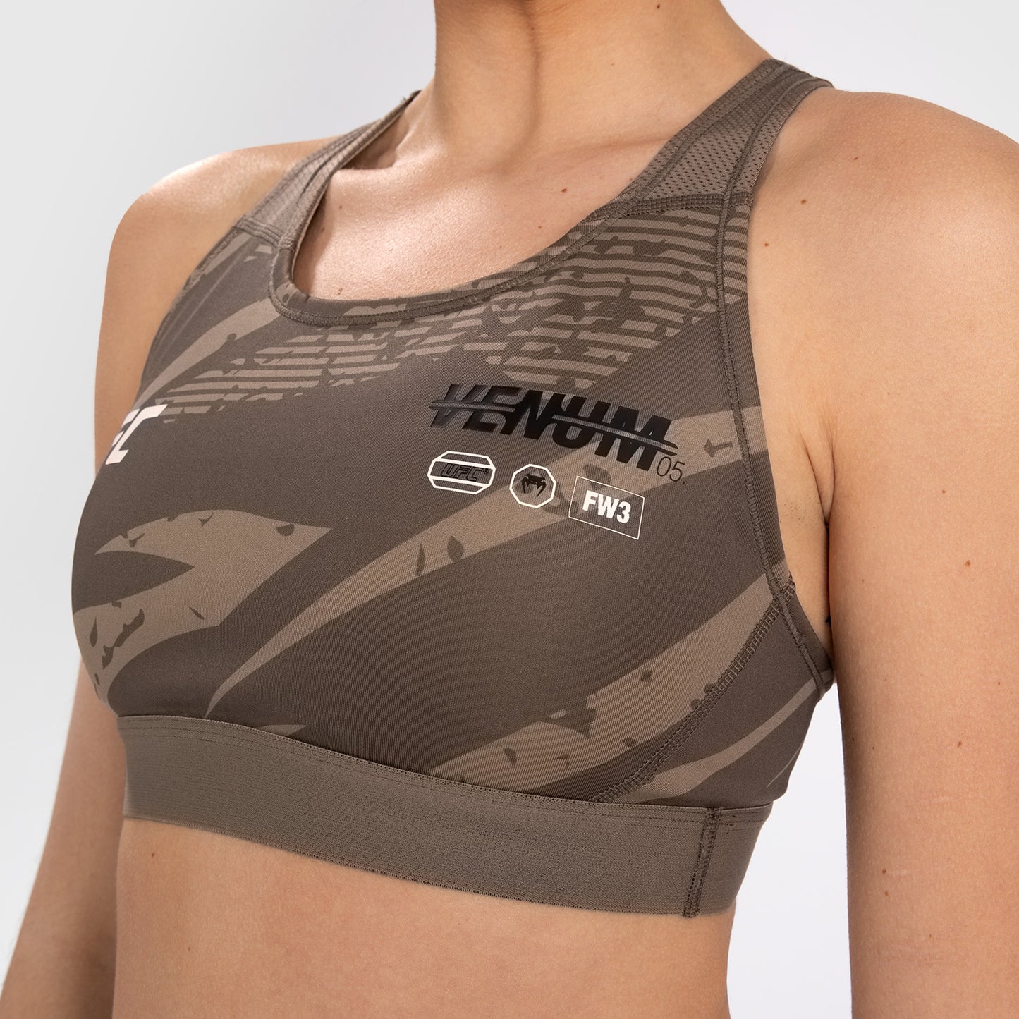 UFC Adrenaline by Venum Fight Week Dames Sportbeha – Desert Camo