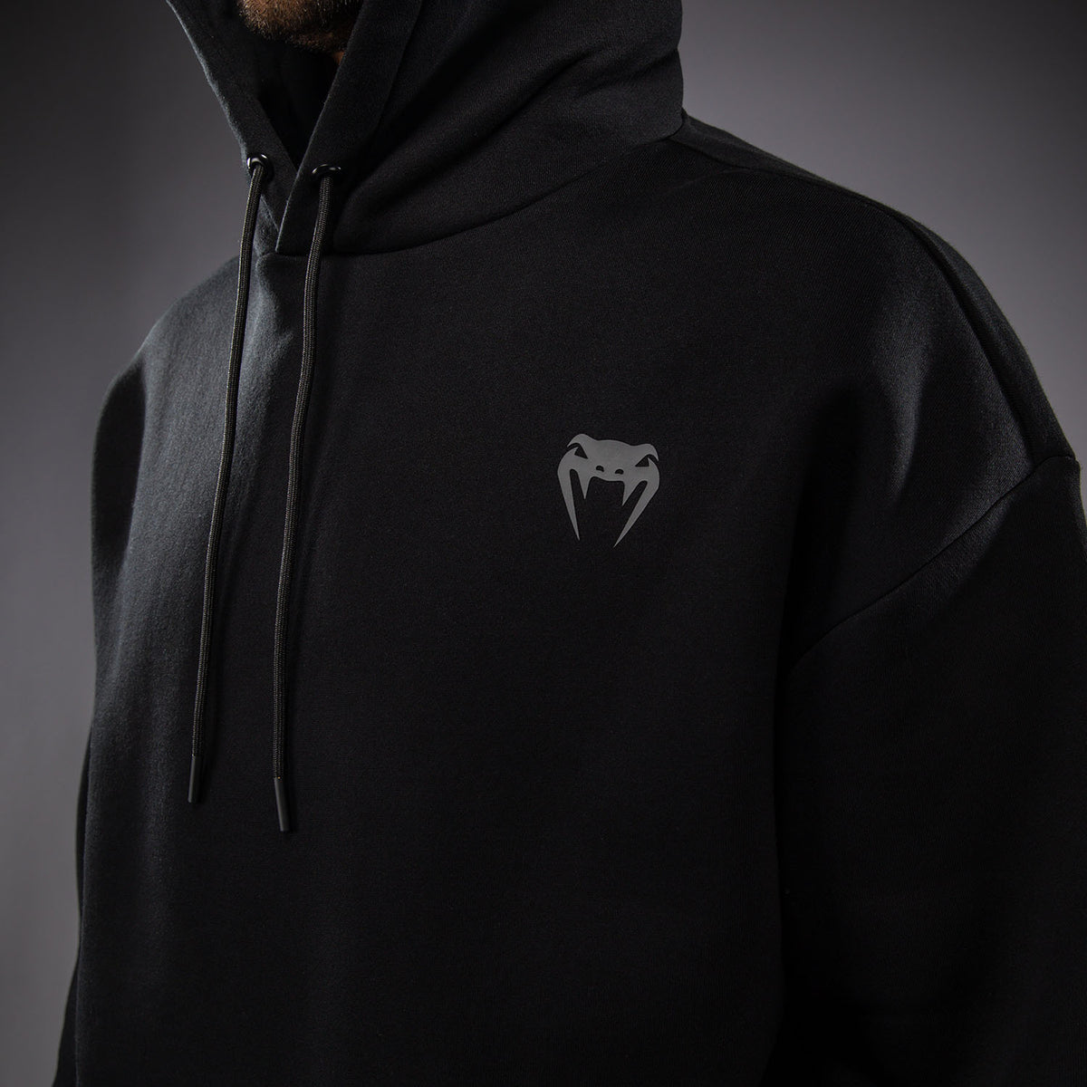 Venum Divide Winter Hoodie - Zwart