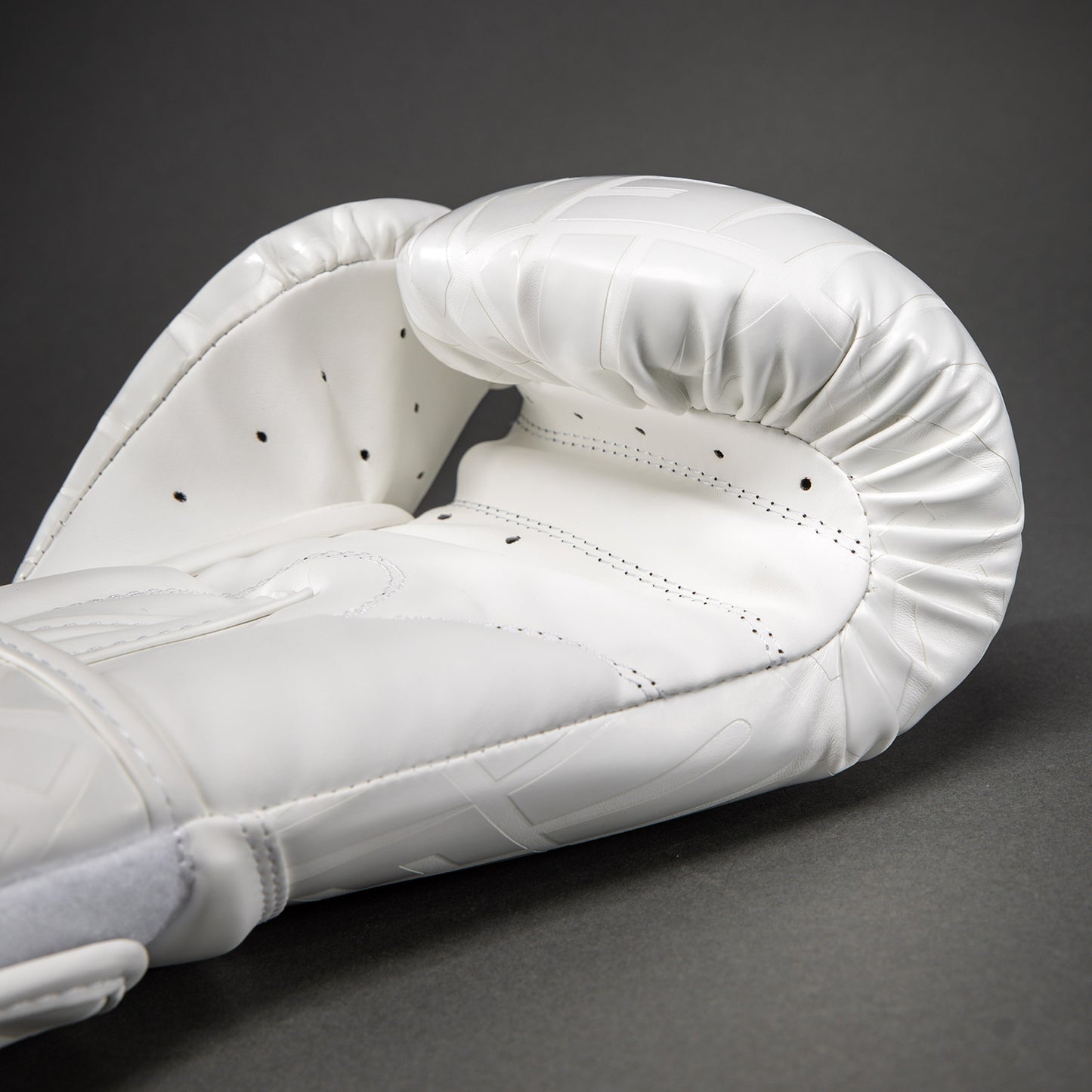 Venum Contender 1.5 XT 3D Bokshandschoenen - Wit/Goud