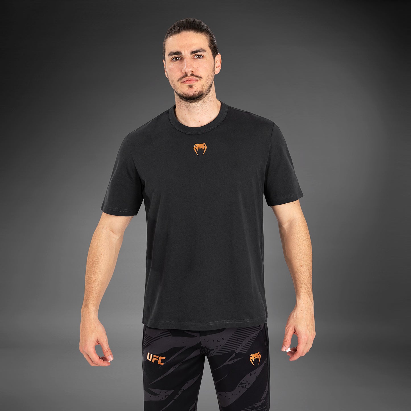 UFC Adrenaline By Venum Fight Week Mannen T-Shirt Met Korte Mouwen - Charcoal Grey