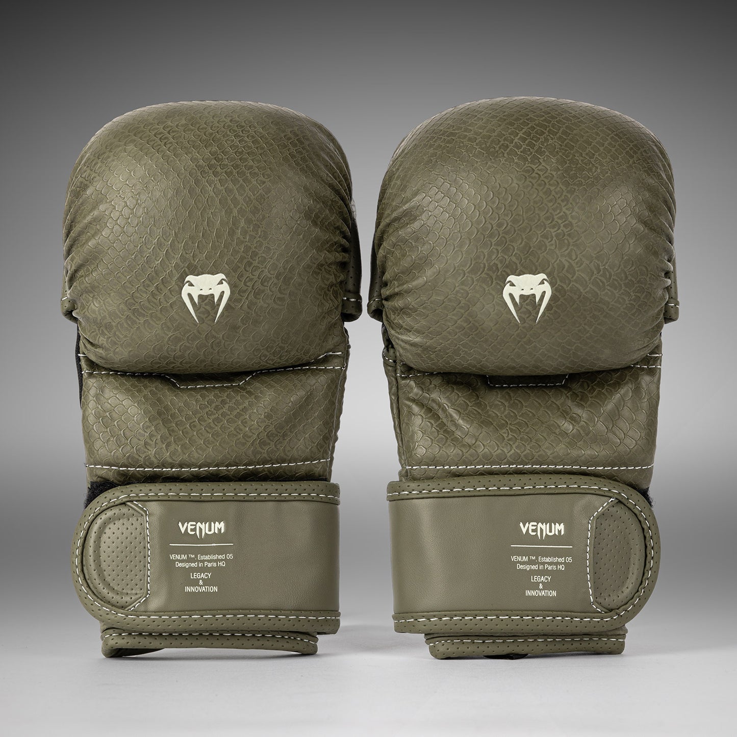 Venum Impact Evo Scales MMA Sparringshandschoenen – Legergroen