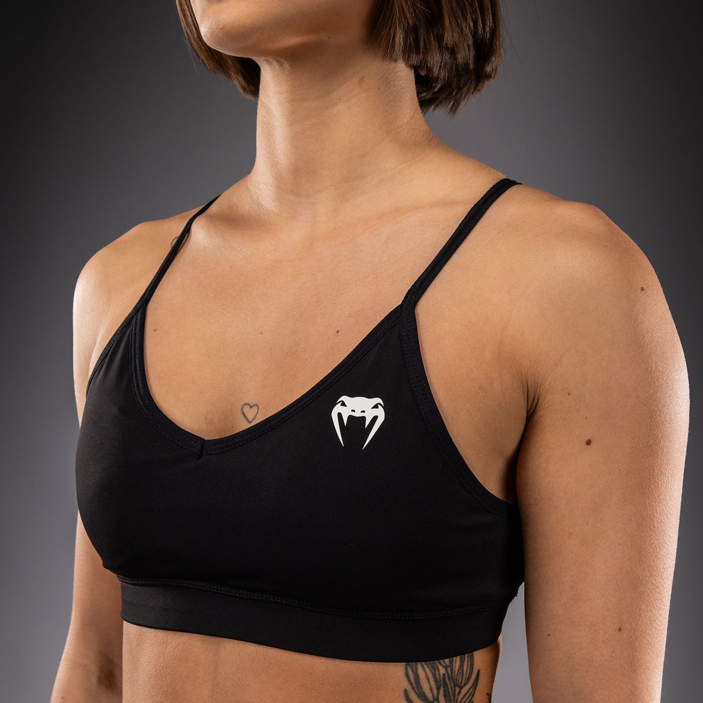 Venum Essential Sportbeha met Lichte Ondersteuning - Zwart