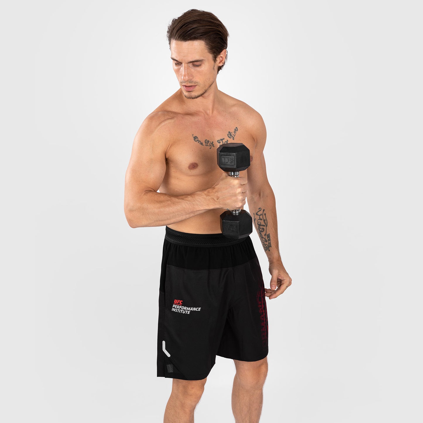 UFC Venum Performance Institute 2.0 Korte broek voor heren - Zwart/Rood