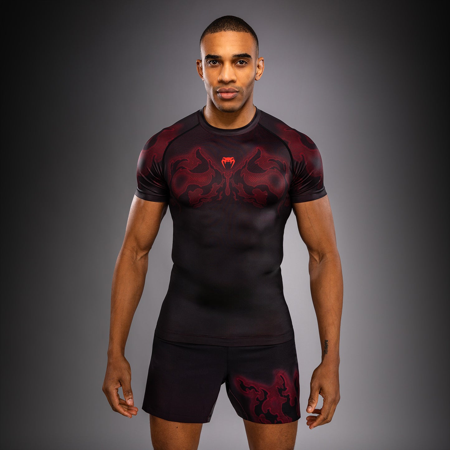 Venum Spectre Rashguards met korte mouwen – Zwart/Rood