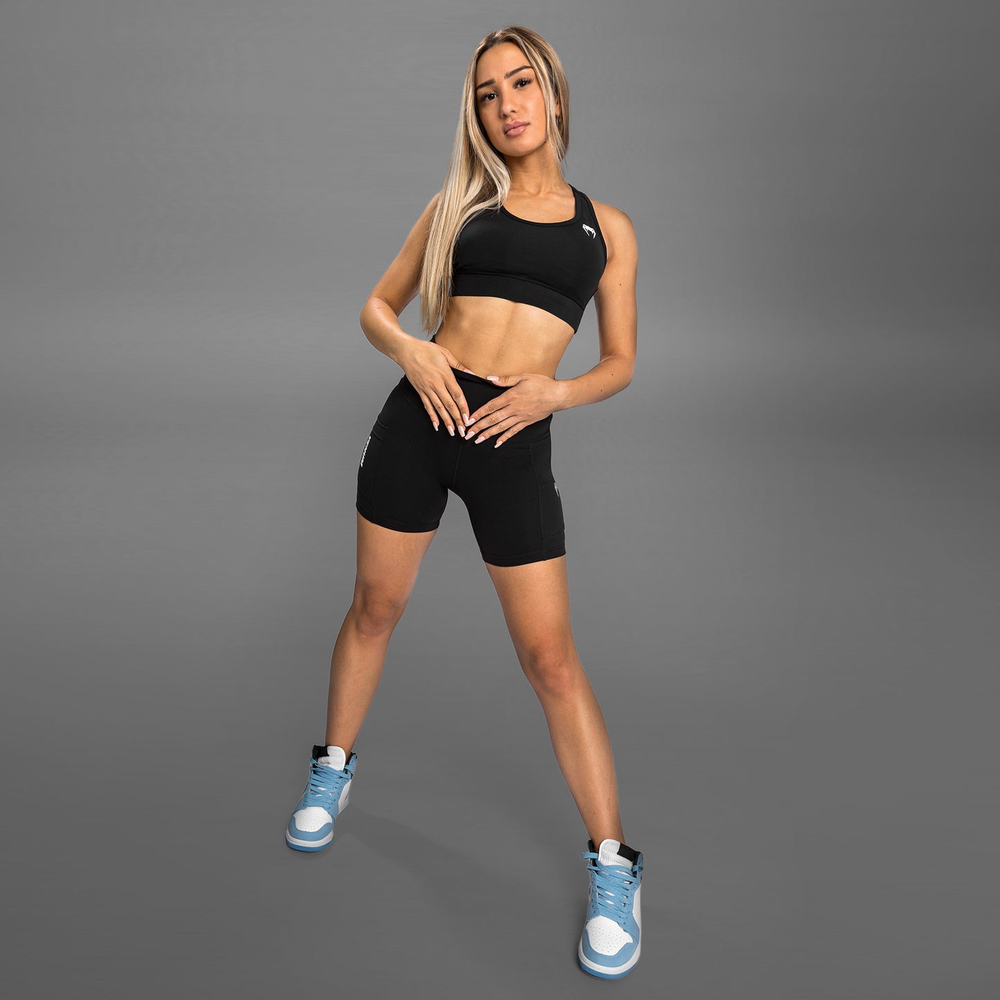 Venum Essential Sportbeha met Medium Ondersteuning - Zwart