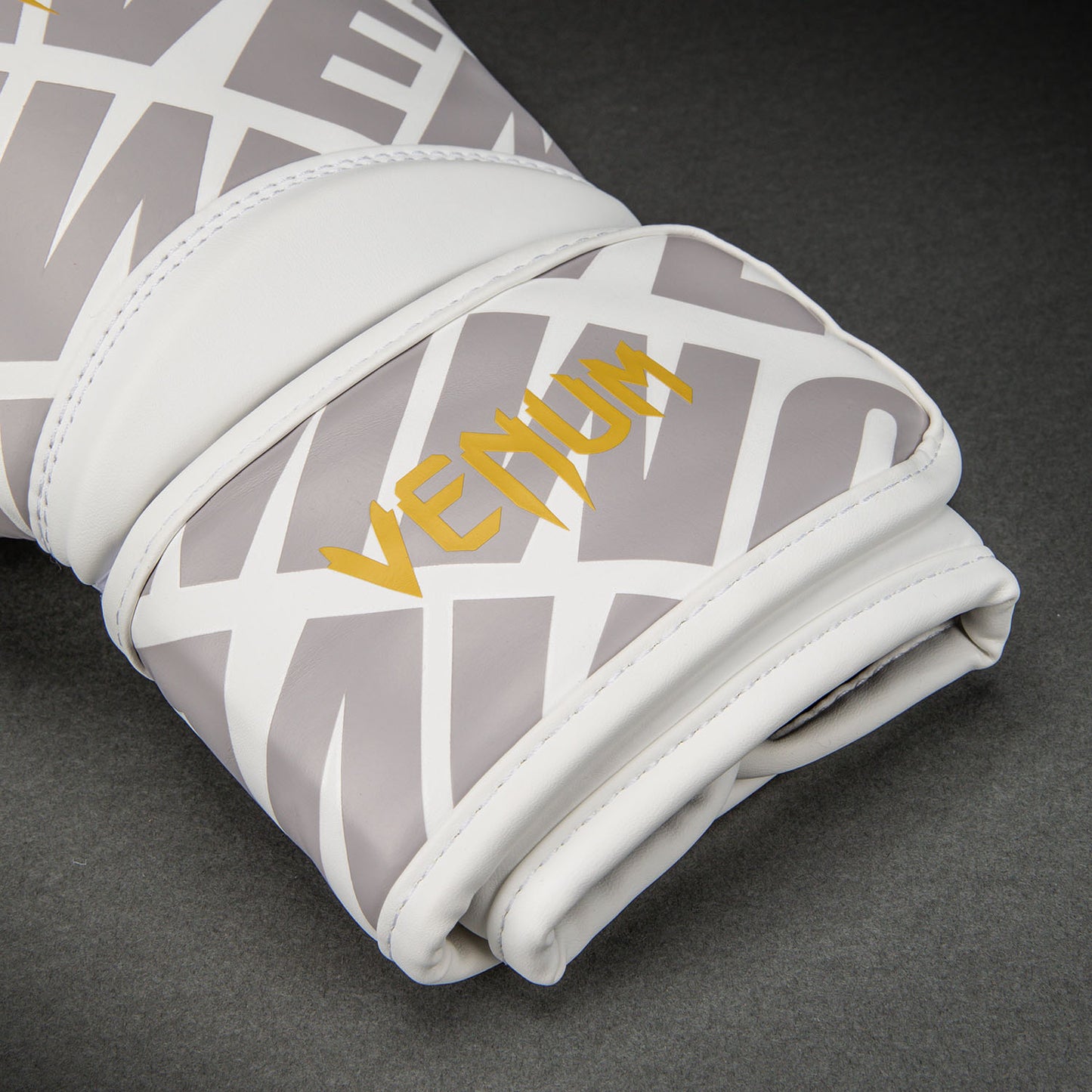 Venum Contender 1.5 XT 3D Bokshandschoenen – Wit/Goud