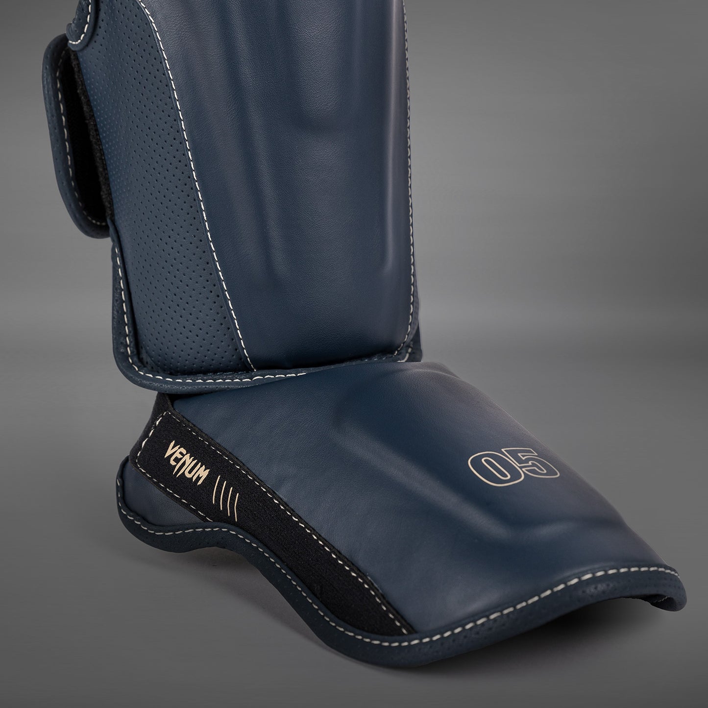 Venum Impact Evo Scheenbeschermers - Icy Blue