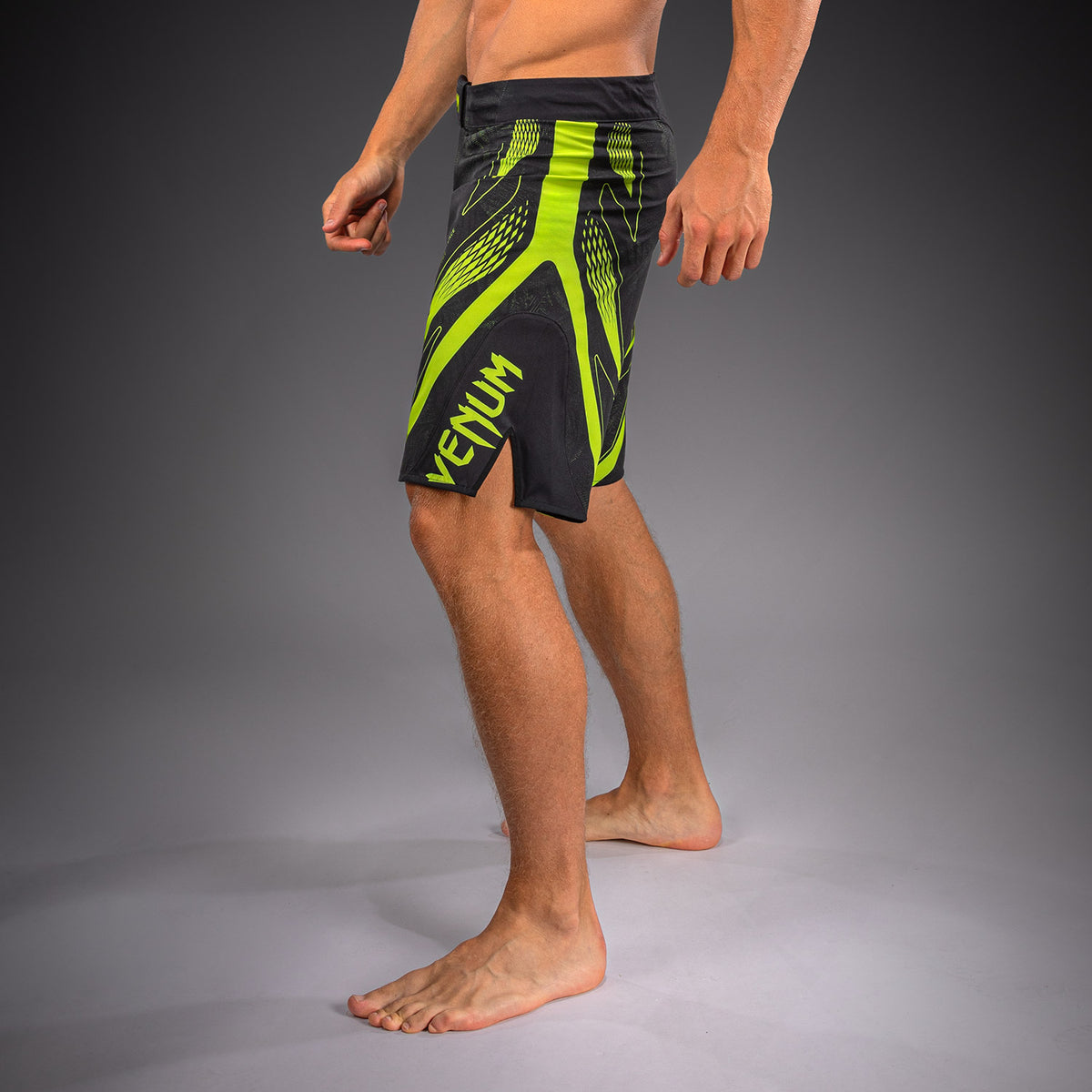 Venum Amazonia Reborn MMA-short - Zwart/Groen