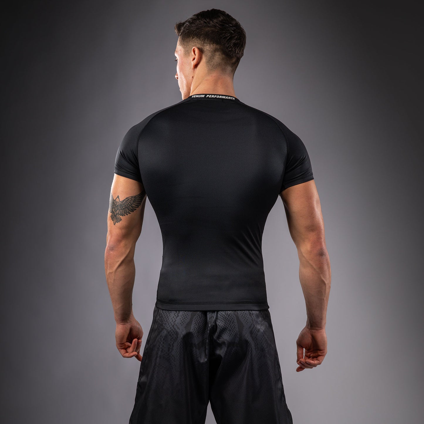 Venum Edge Rashguard met korte mouwen – Zwart/Zand