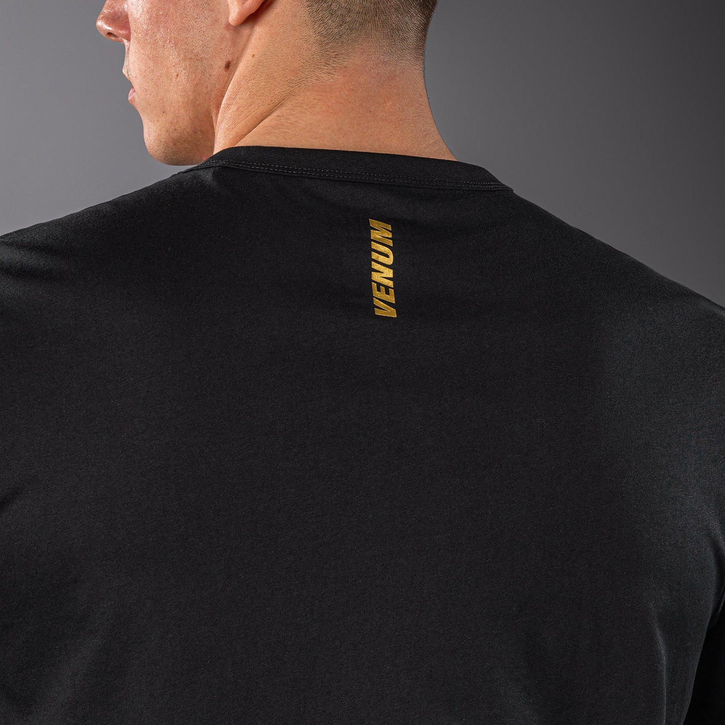 Venum Motorsports VT T-shirt – Zwart/Goud