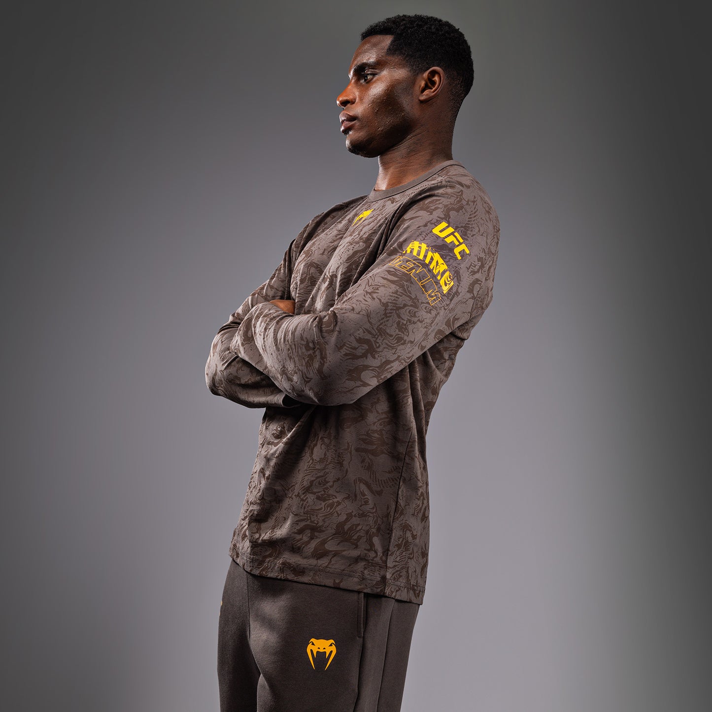 UFC Fusion by Venum Fight Week Lange Mouwen T-shirt voor Heren - Earthen Brown