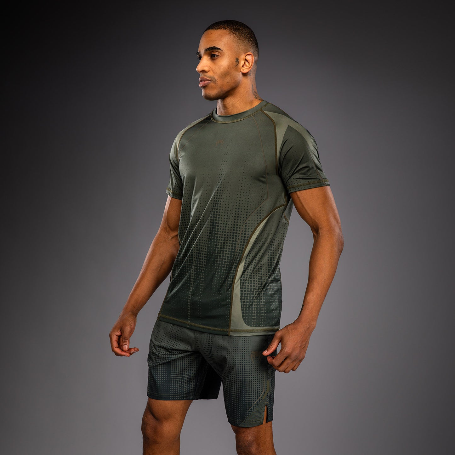 Venum Stealth Dry Tech T-shirt – Kaki/Donkergroen