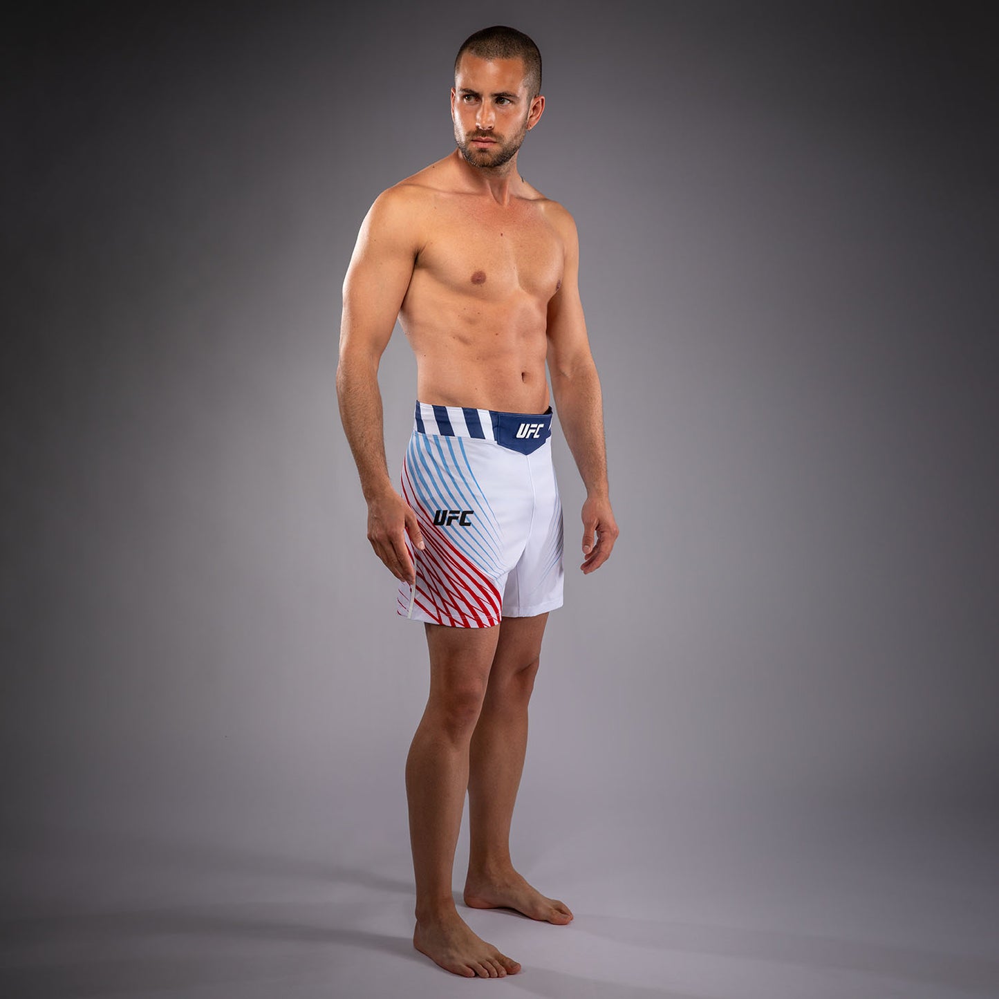 Official UFC Freedom 250 by Venum Authentic Fight Night Fight Shorts Short Fit voor heren - Wit