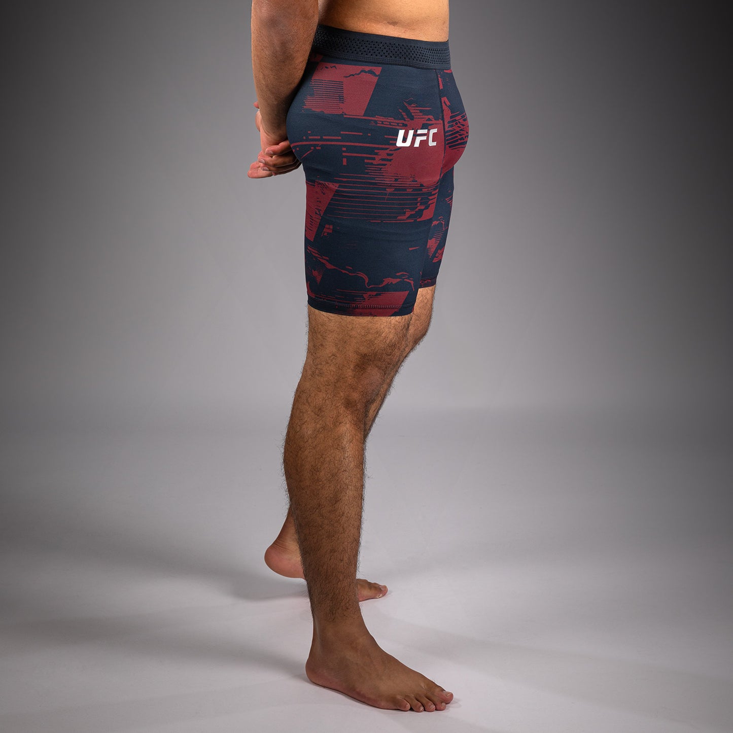 UFC Zenith by Venum Authentic Fight Week Performance Vale Tudo Short Heren - Marineblauw/Bordeauxrood/Zilver