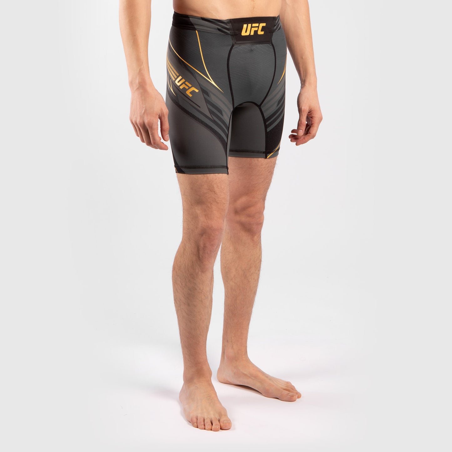 UFC Venum Authentic Fight Night Vale Tudo Herenshort - Short Fit - Champion