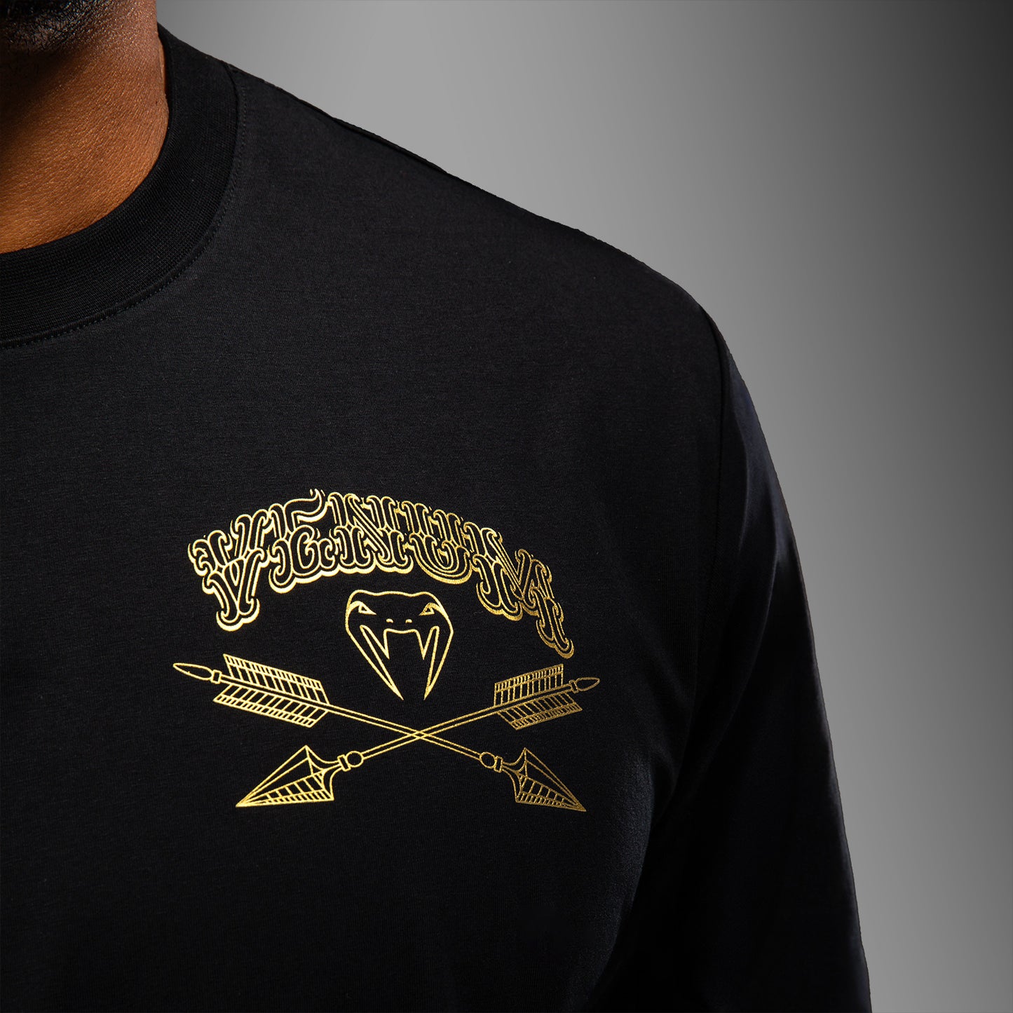 Venum Wolf Atak T-shirt – Zwart/Grijs