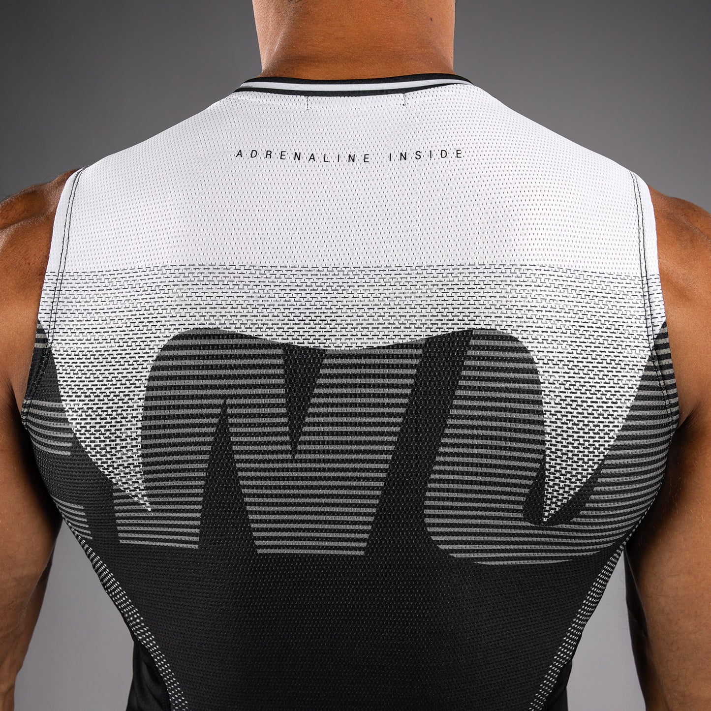 Venum Adrenaline Mouwloze Rashguard – Zwart/Zilvergrijs