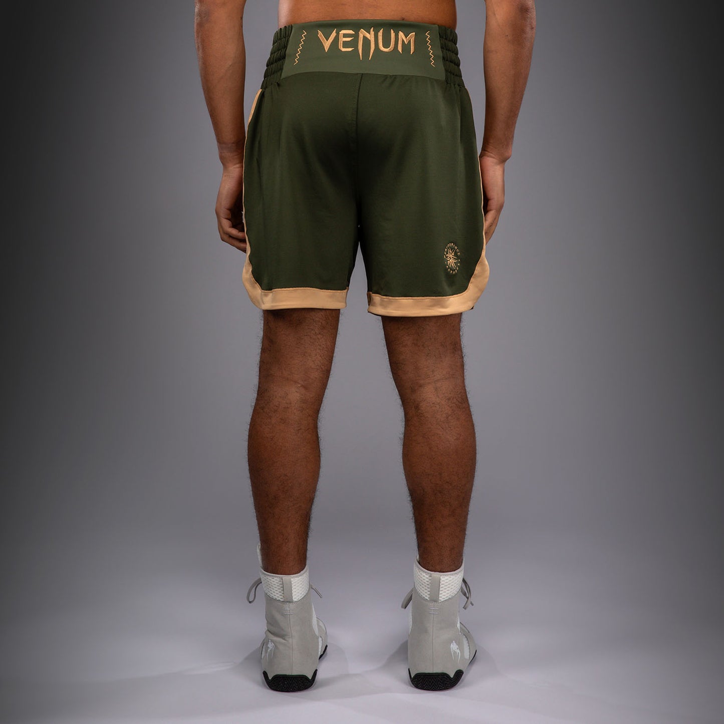 Venum Classic Boksshort - Legergroen/Zand