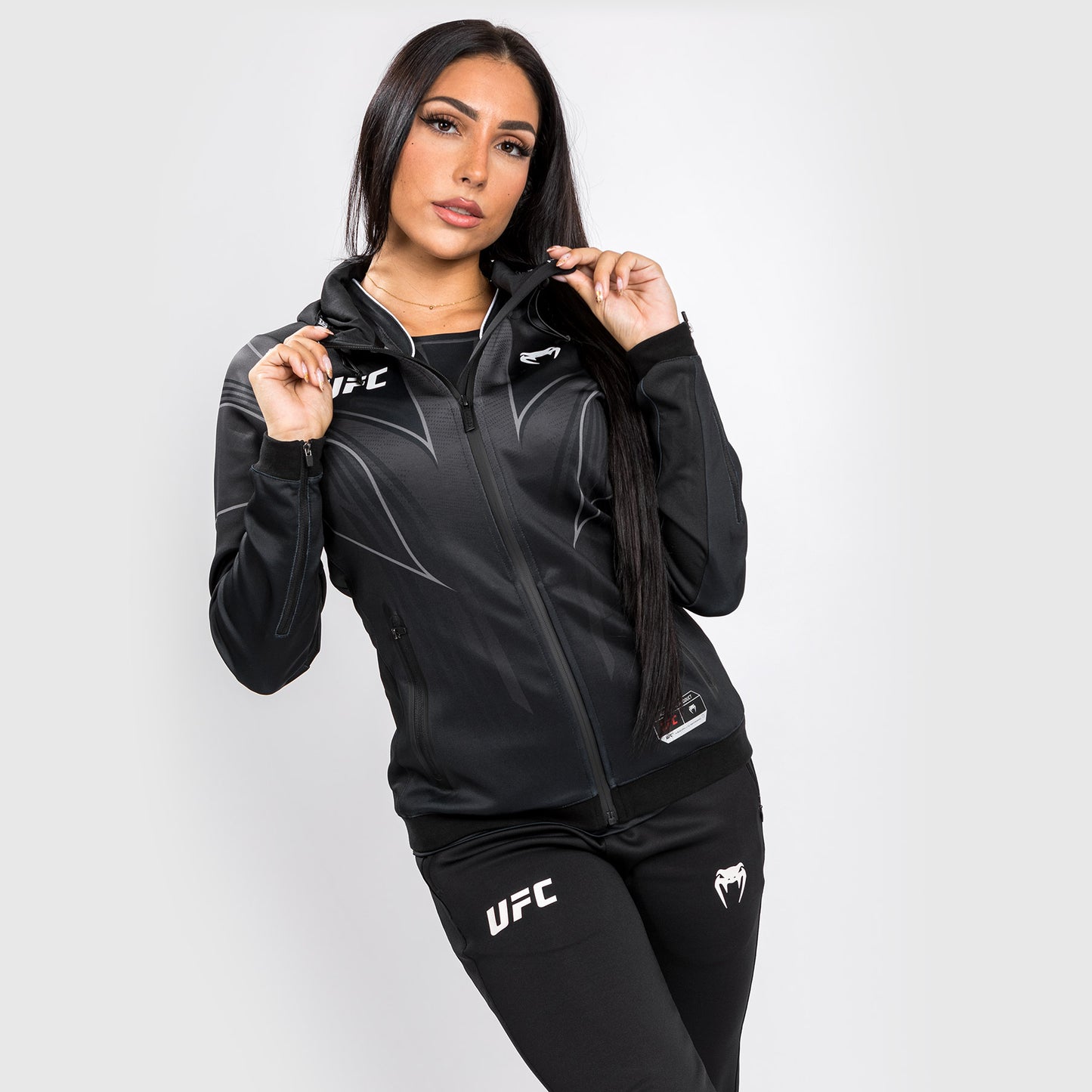 UFC Venum Authentic Fight Night 2.0 Women's Walkout Hoodie - Zwart