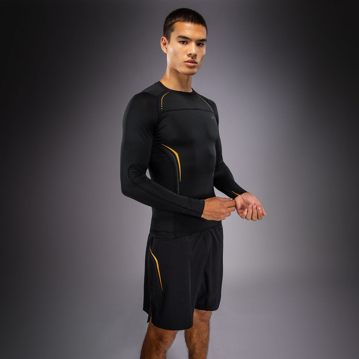 Venum G-Core Rashguard met lange mouwen - Zwart/Goud