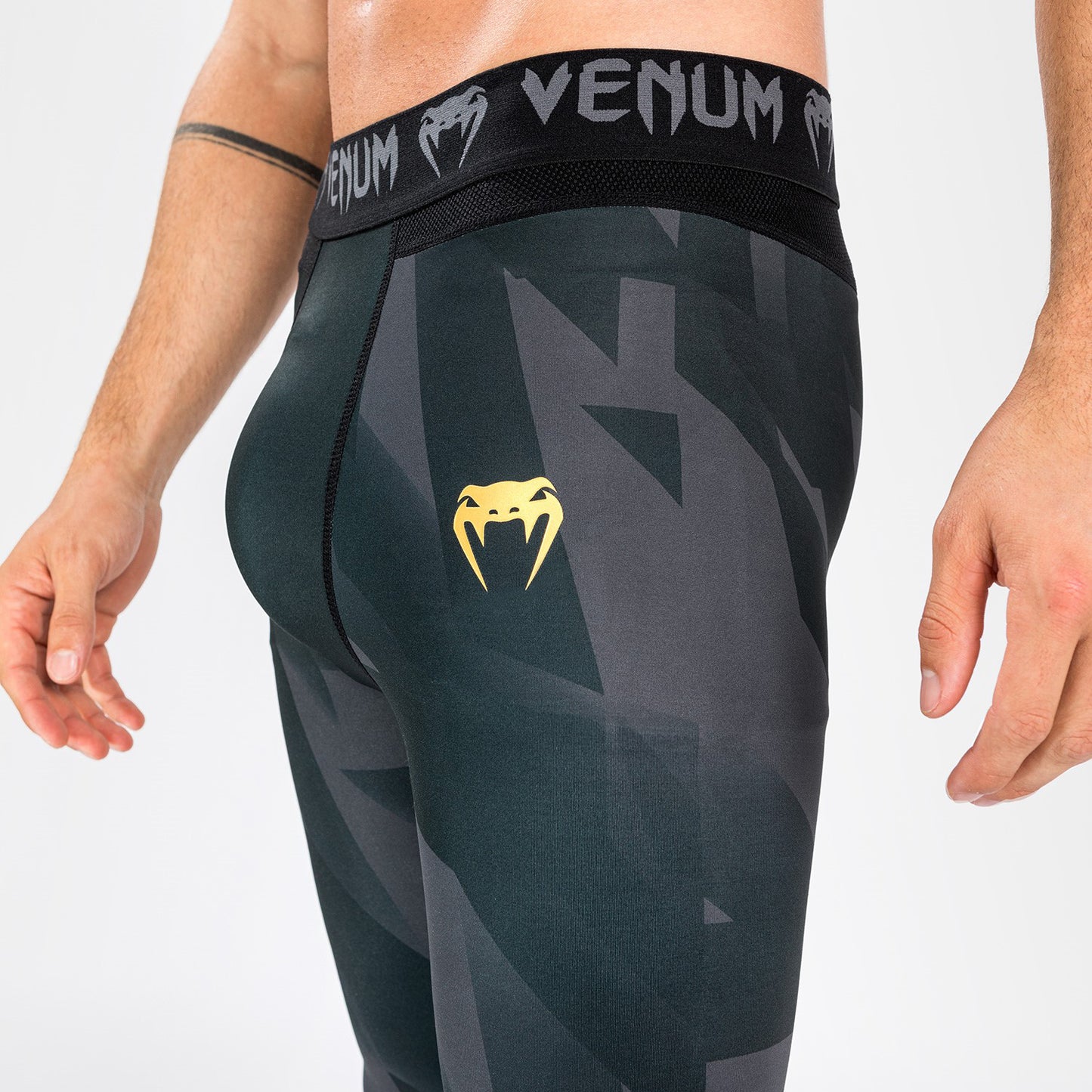 Venum Razor Compressiebroek - Zwart/Goud