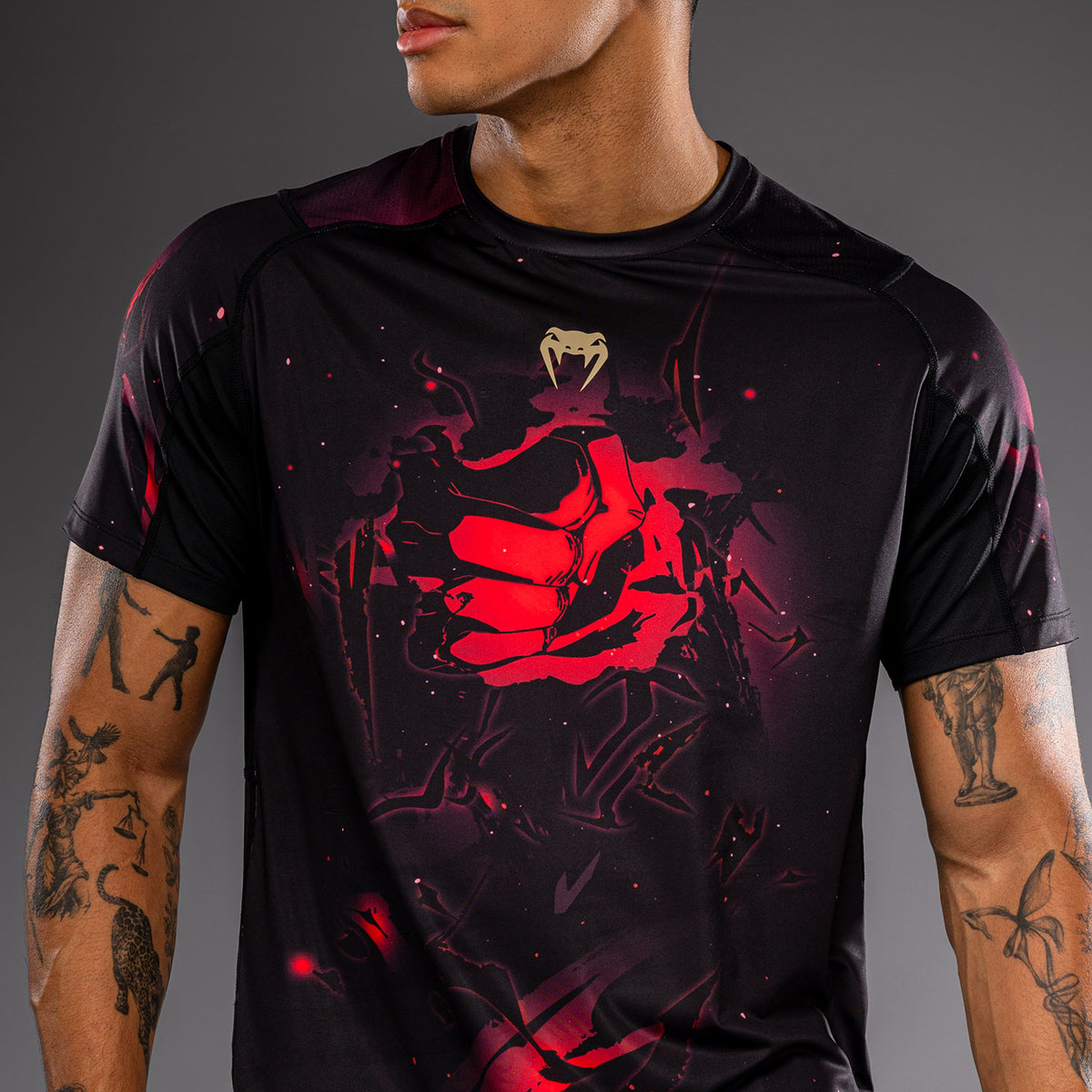 Jujutsu Kaisen x Venum Itadori Dry Tech T-shirt – Zwart/Rood