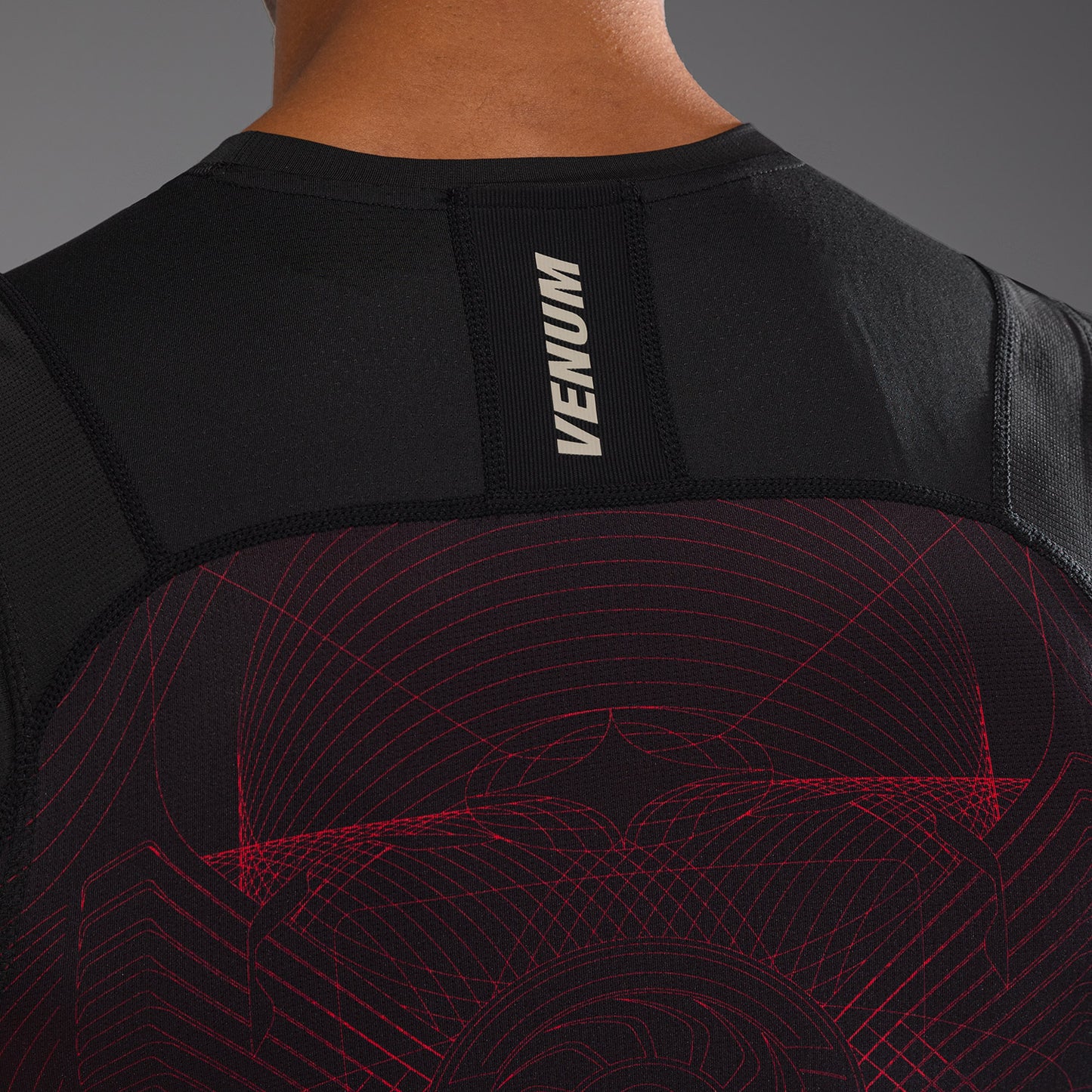 Venum G-Fit Air Mouwloze Rashguard Heren - Diepzwart / Vuurrood