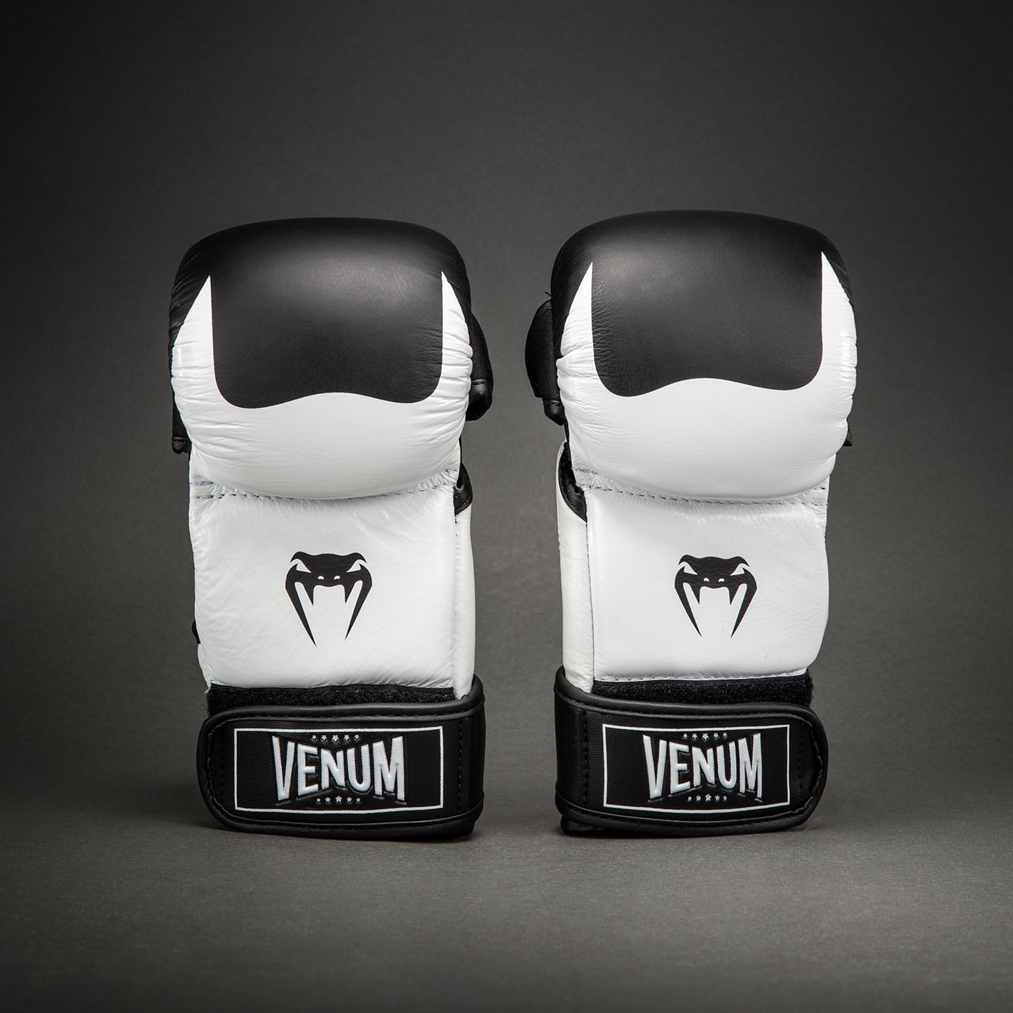 Venum Attack 2.0 Leren Sparring Handschoenen – Zwart/Wit