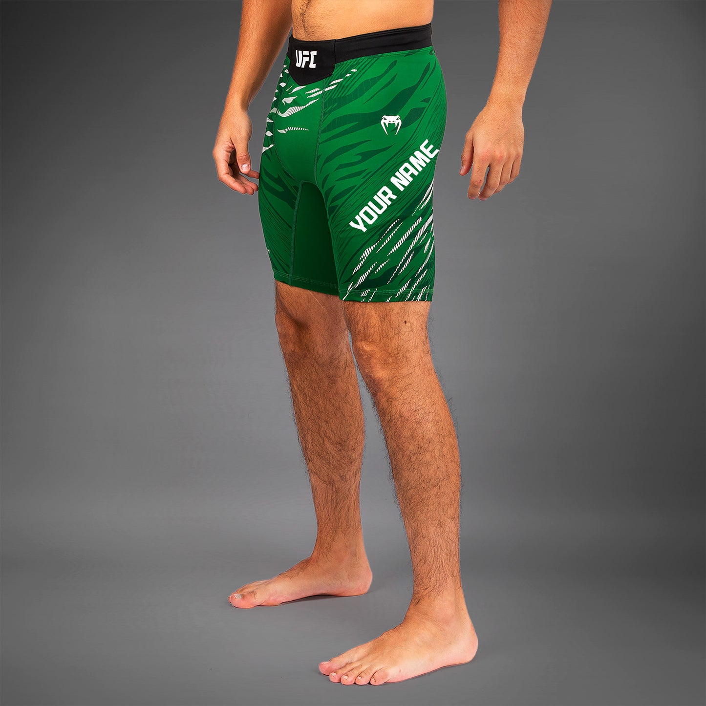 UFC Fusion by Venum Personalized Authentic Fight Night Vale Tudo Shorts voor Heren - Groen