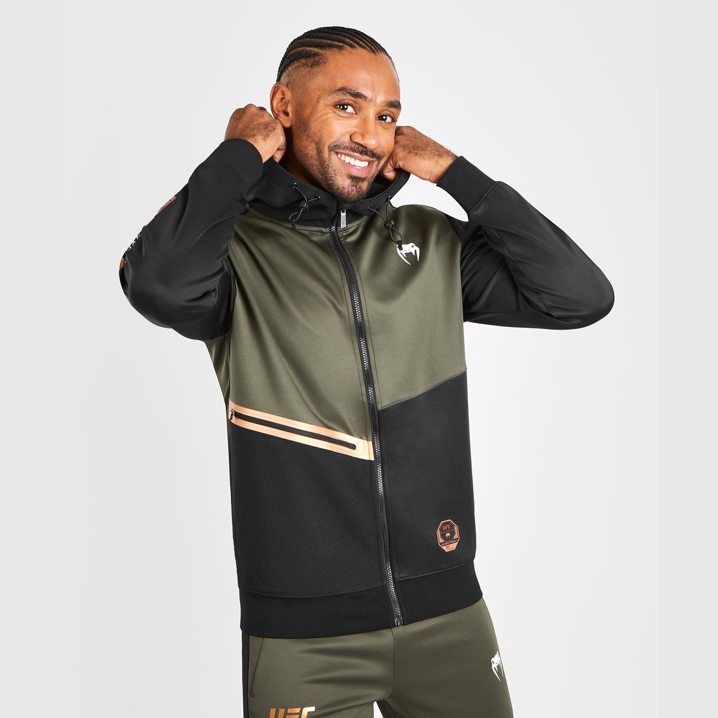UFC Adrenaline by Venum Fight Week Herenrits Hoodie - Kaki/Brons