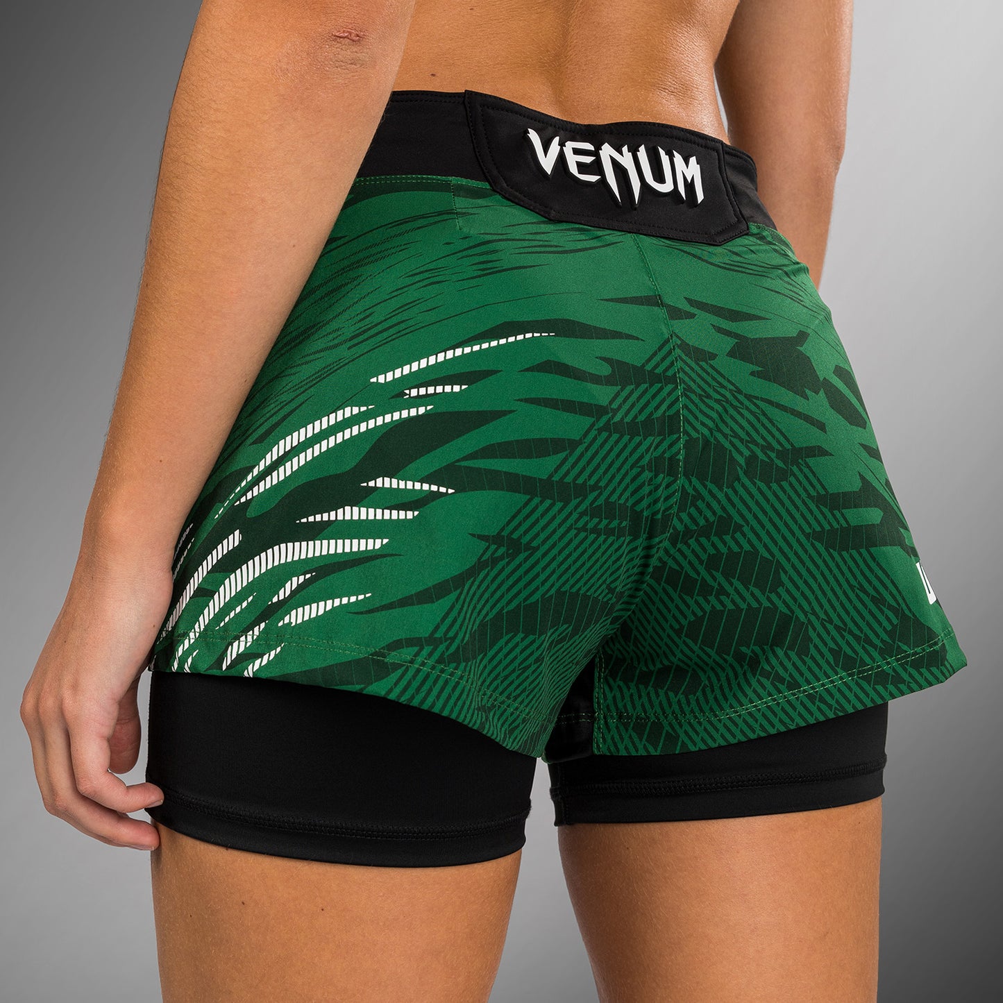 UFC Fusion by Venum Authentic Fight Night Fight Shorts voor Dames - Groen