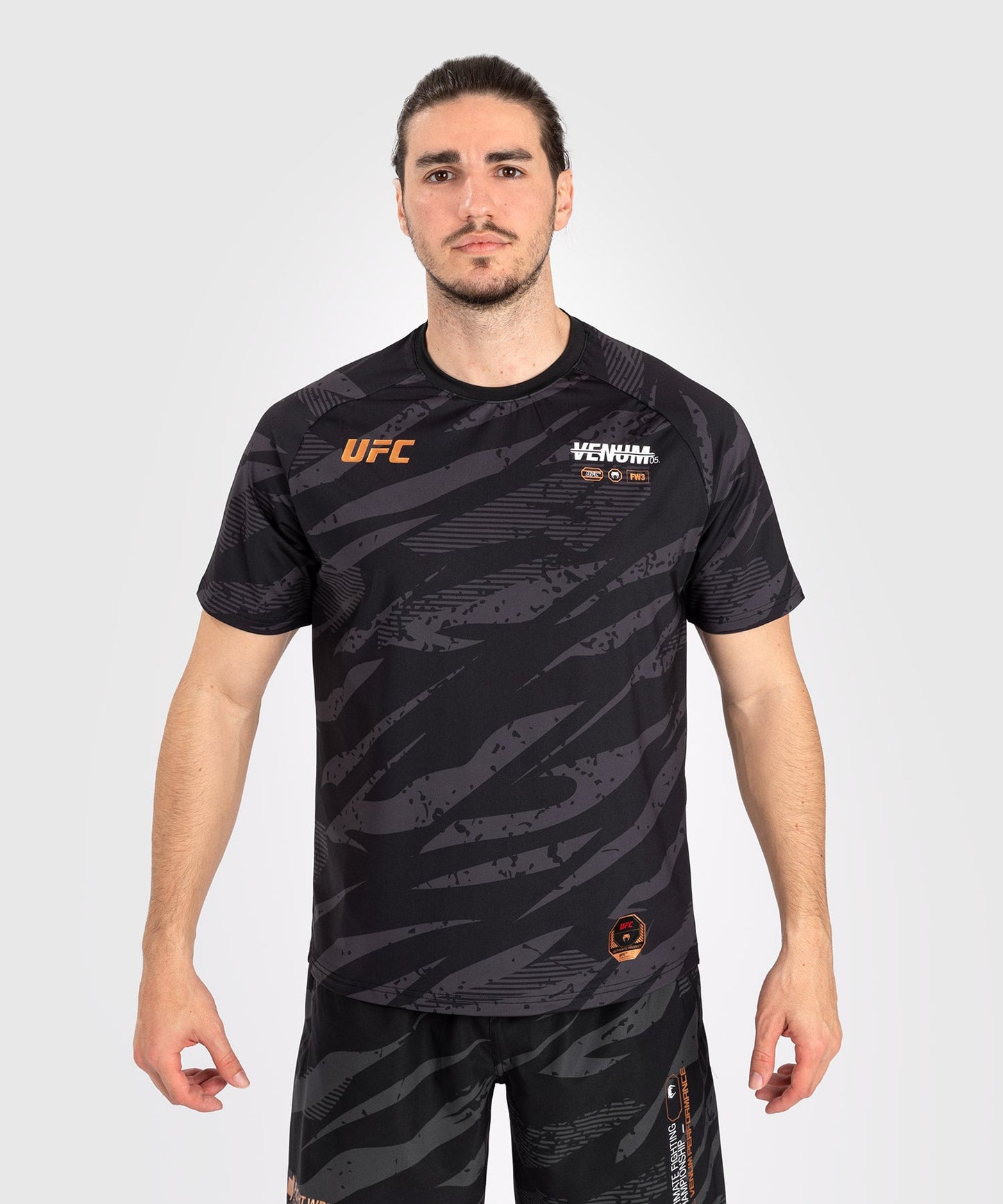 UFC Adrenaline By Venum Fight Week Dry-Tech T-Shirt Voor Mannen - Urban Camo