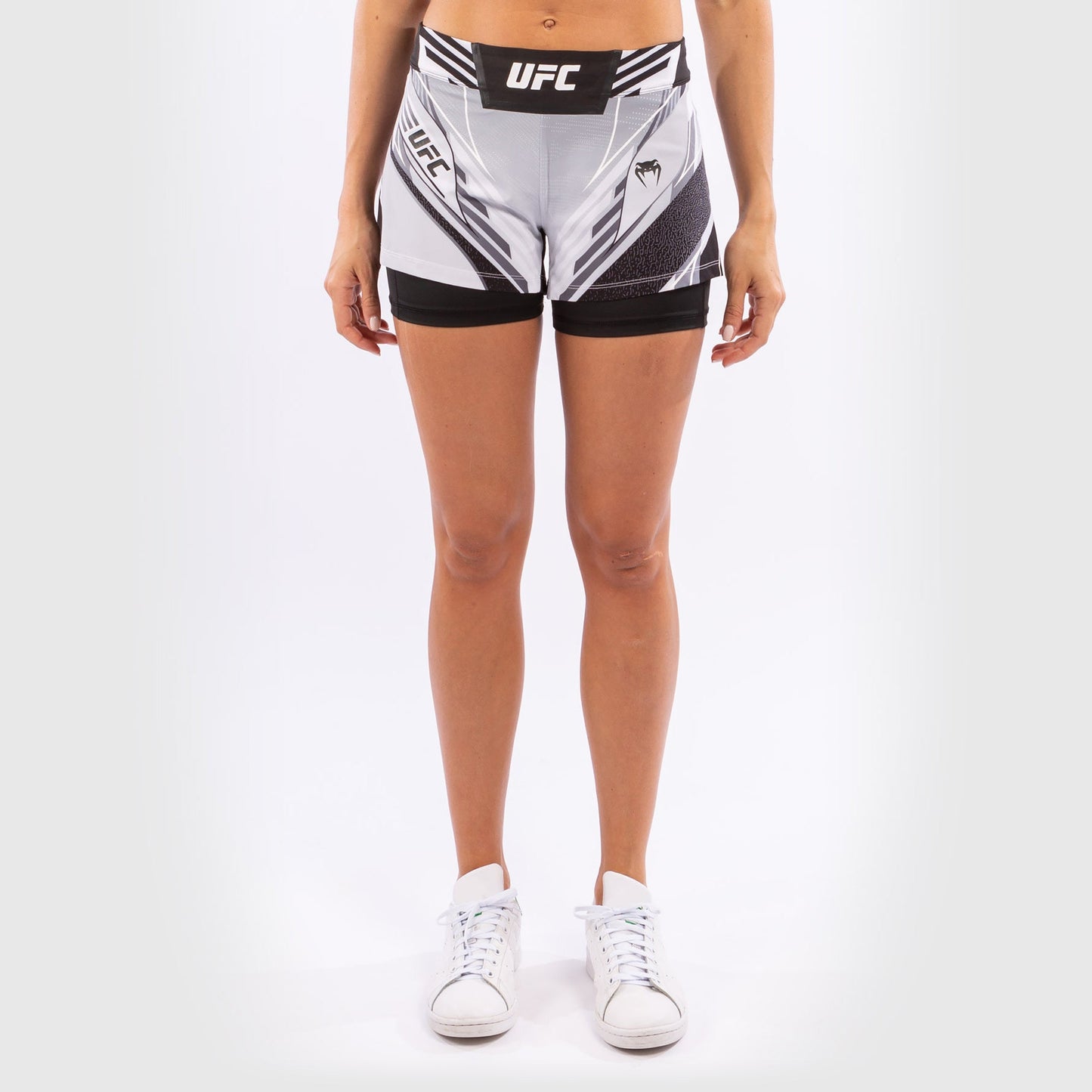 UFC Venum Authentic Fight Night Damesshort - Short Fit - Wit