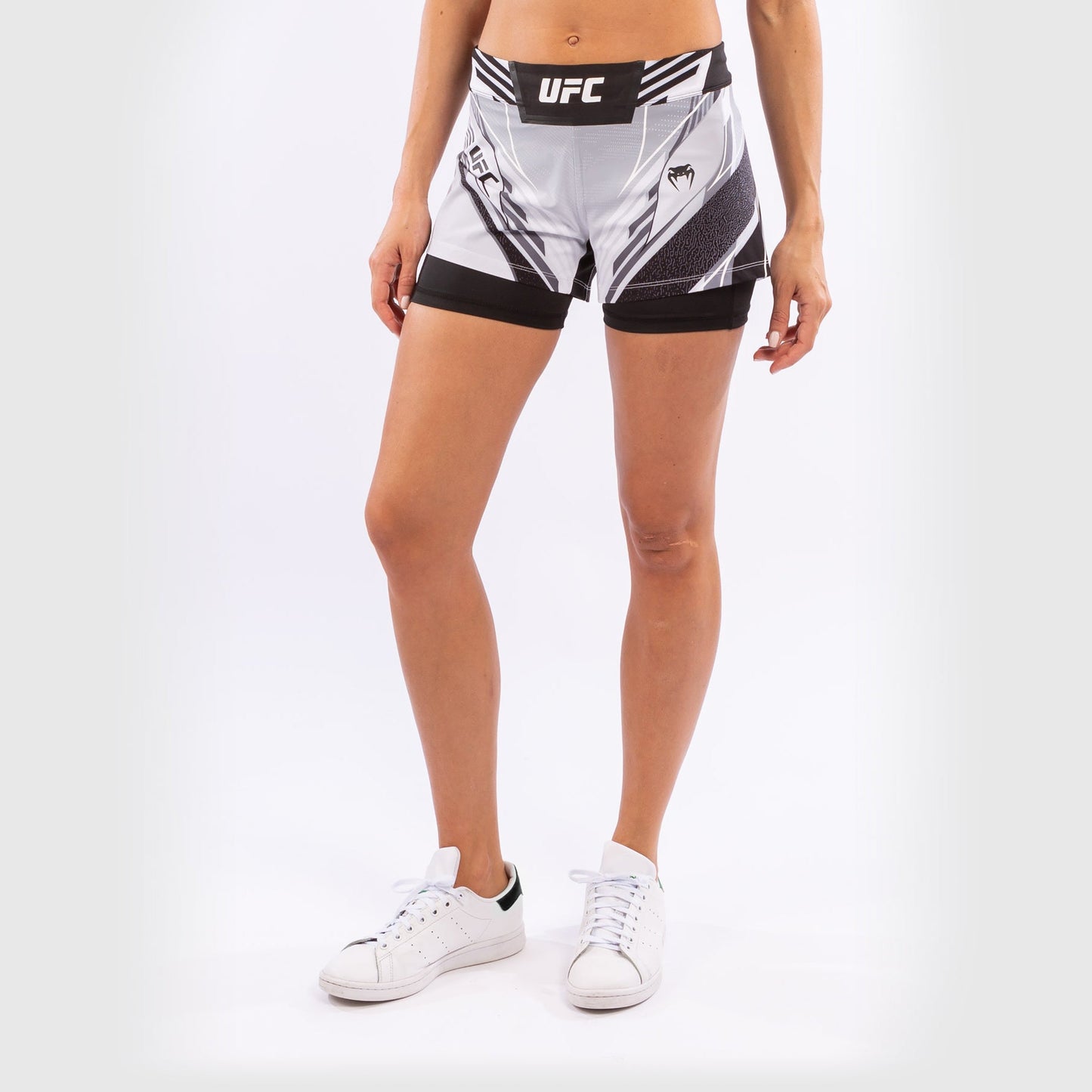 UFC Venum Authentic Fight Night Damesshort - Short Fit - Wit