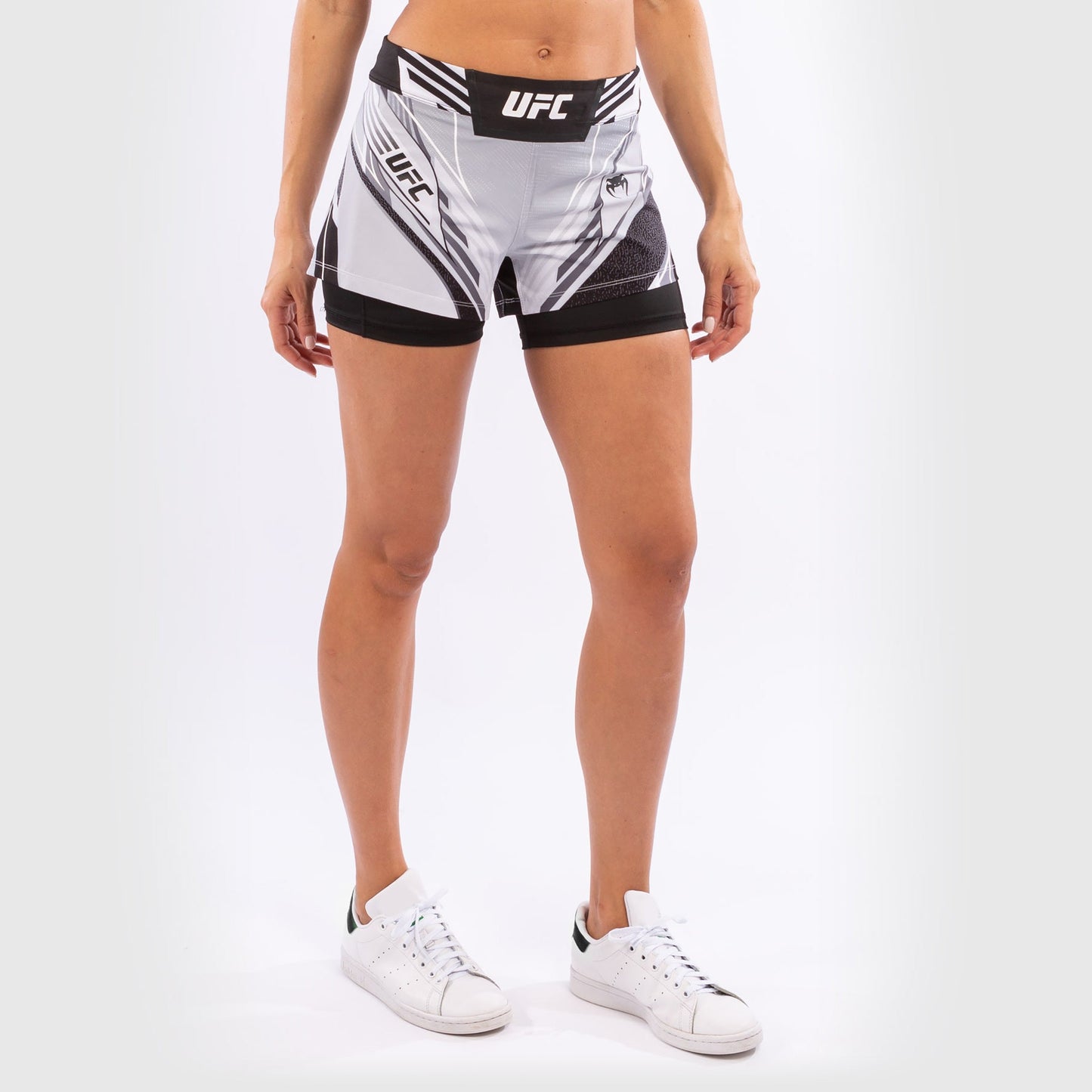 UFC Venum Authentic Fight Night Damesshort - Short Fit - Wit
