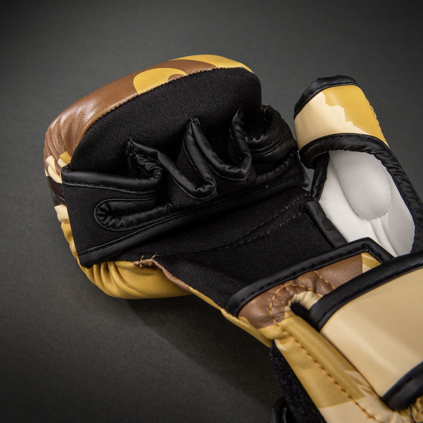 Venum Elite Sparring Handschoenen - Lichtbeige/Bruin