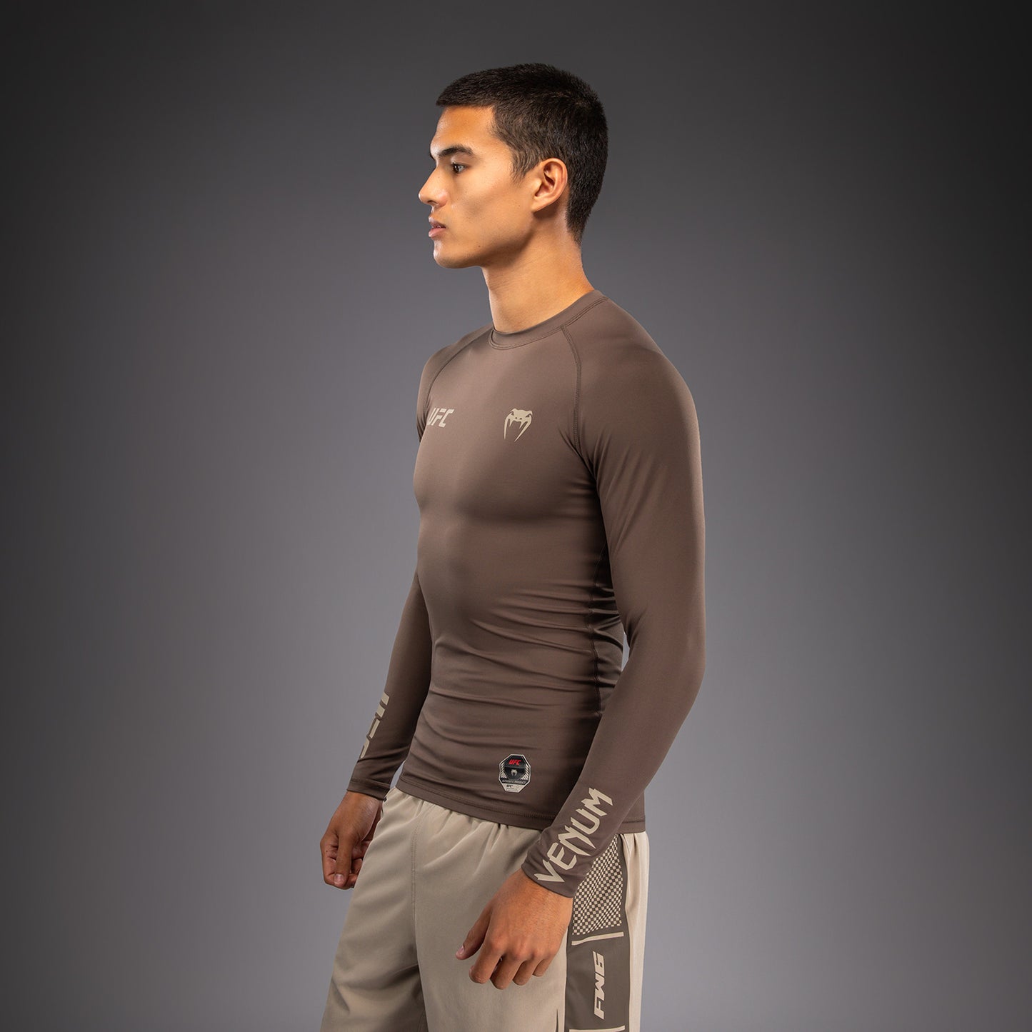 Venum UFC Unity by Venum Authentic Fight Week Heren Technische Rashguard met Lange Mouwen - Bruin