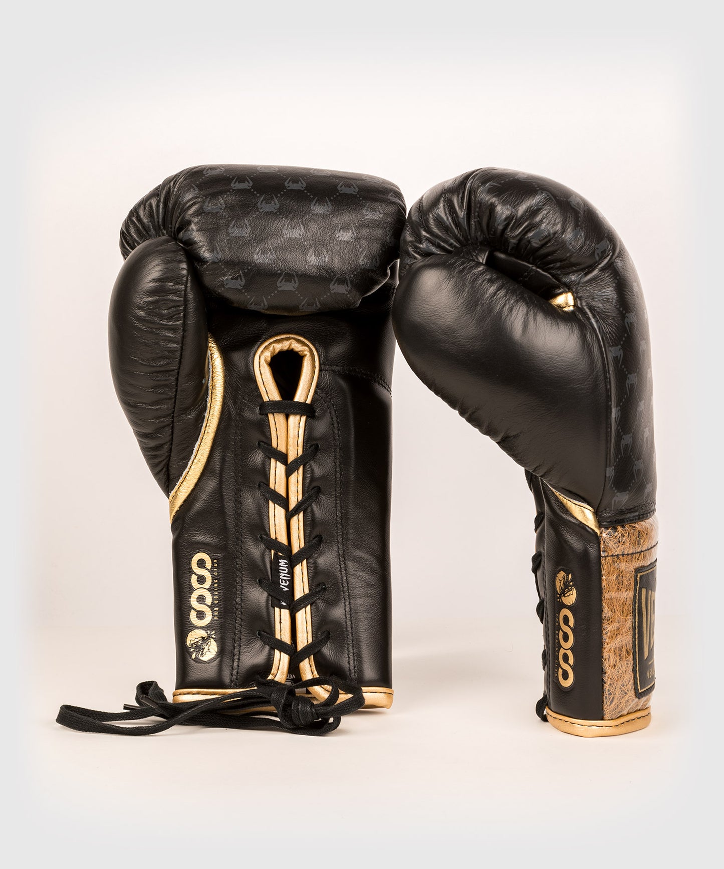 Venum Coco Monogram Pro bokshandschoenen  - Intens zwart