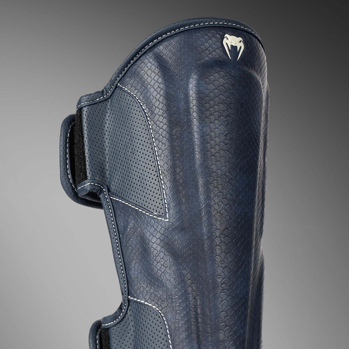 Venum Impact Evo Scales Scheenbeschermers – Middernachtblauw